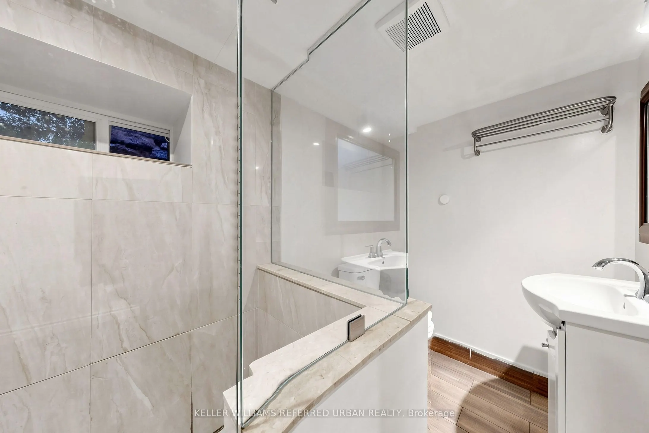 1218 Bloor Street W