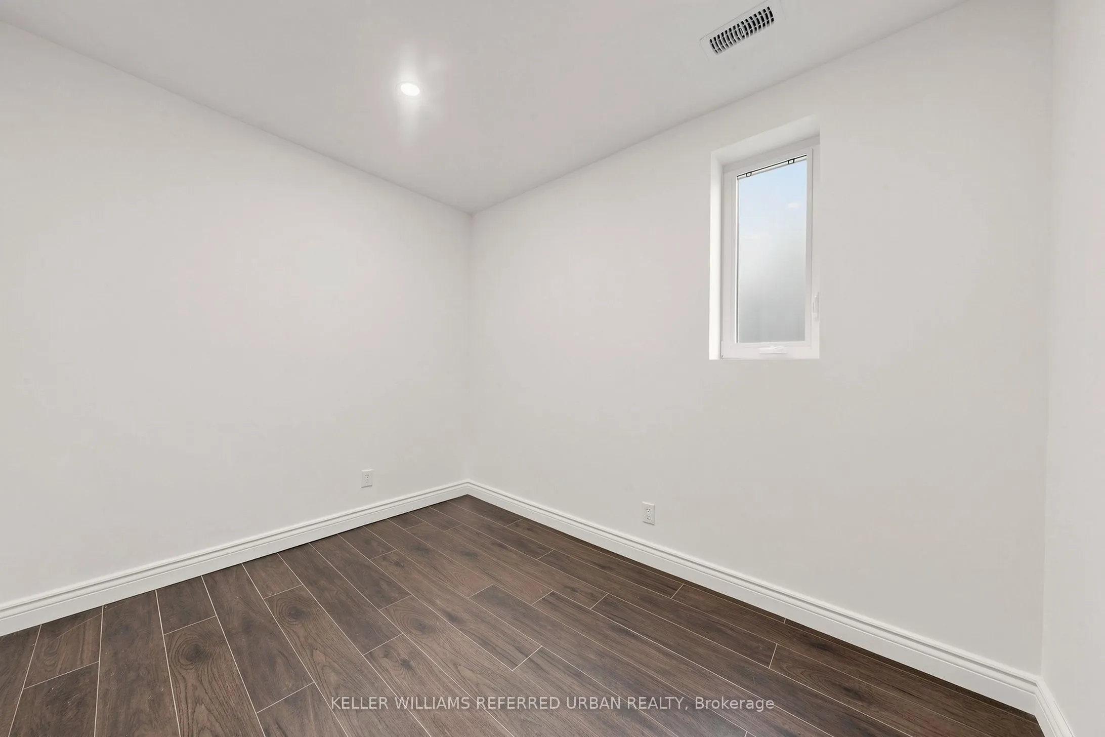 1218 Bloor Street W