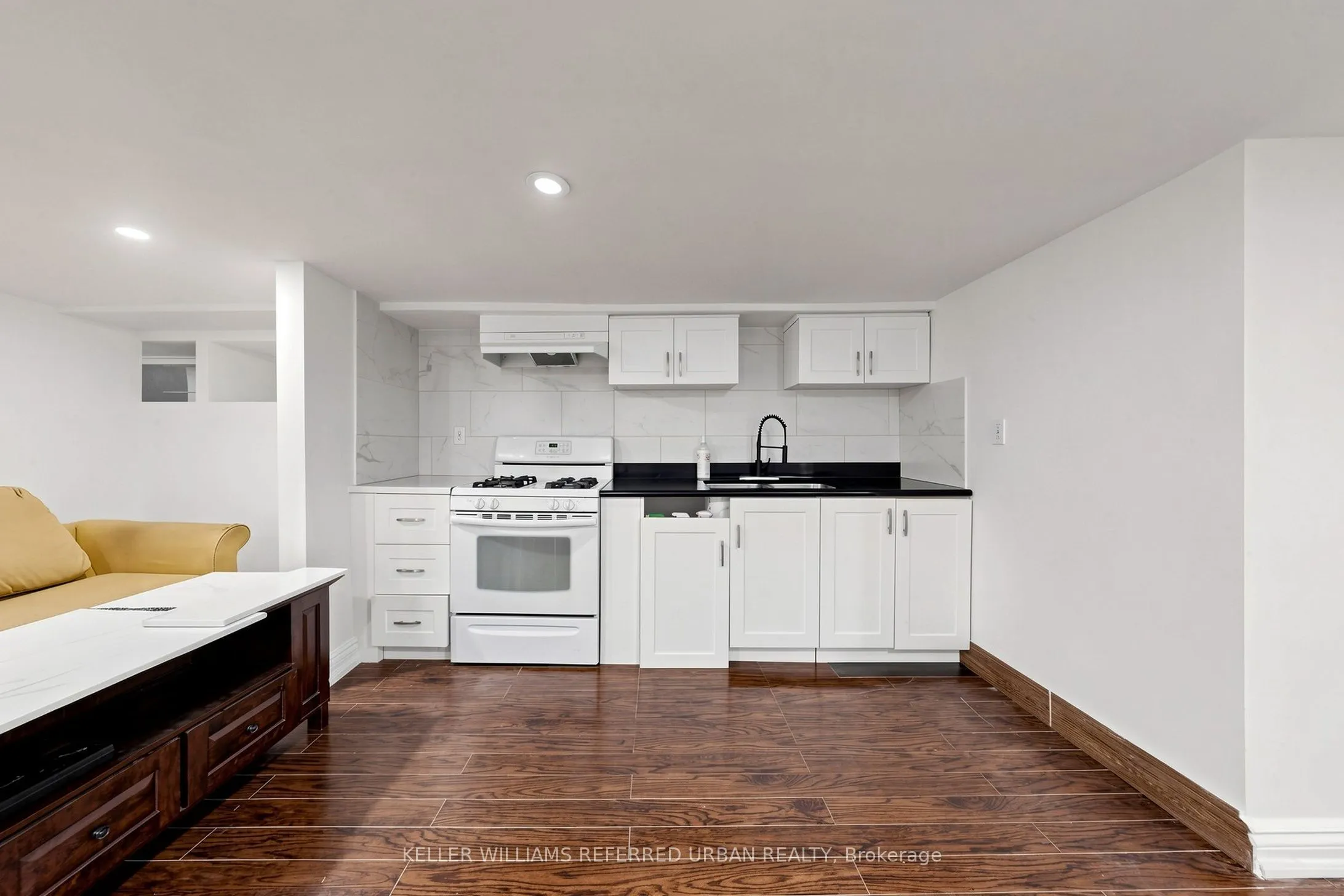 1218 Bloor Street W