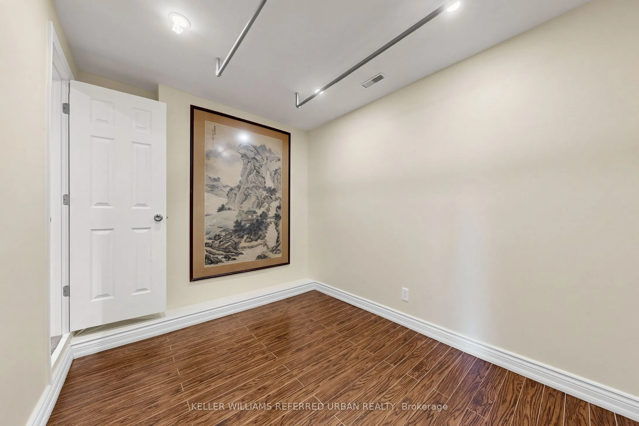 1218 Bloor Street W