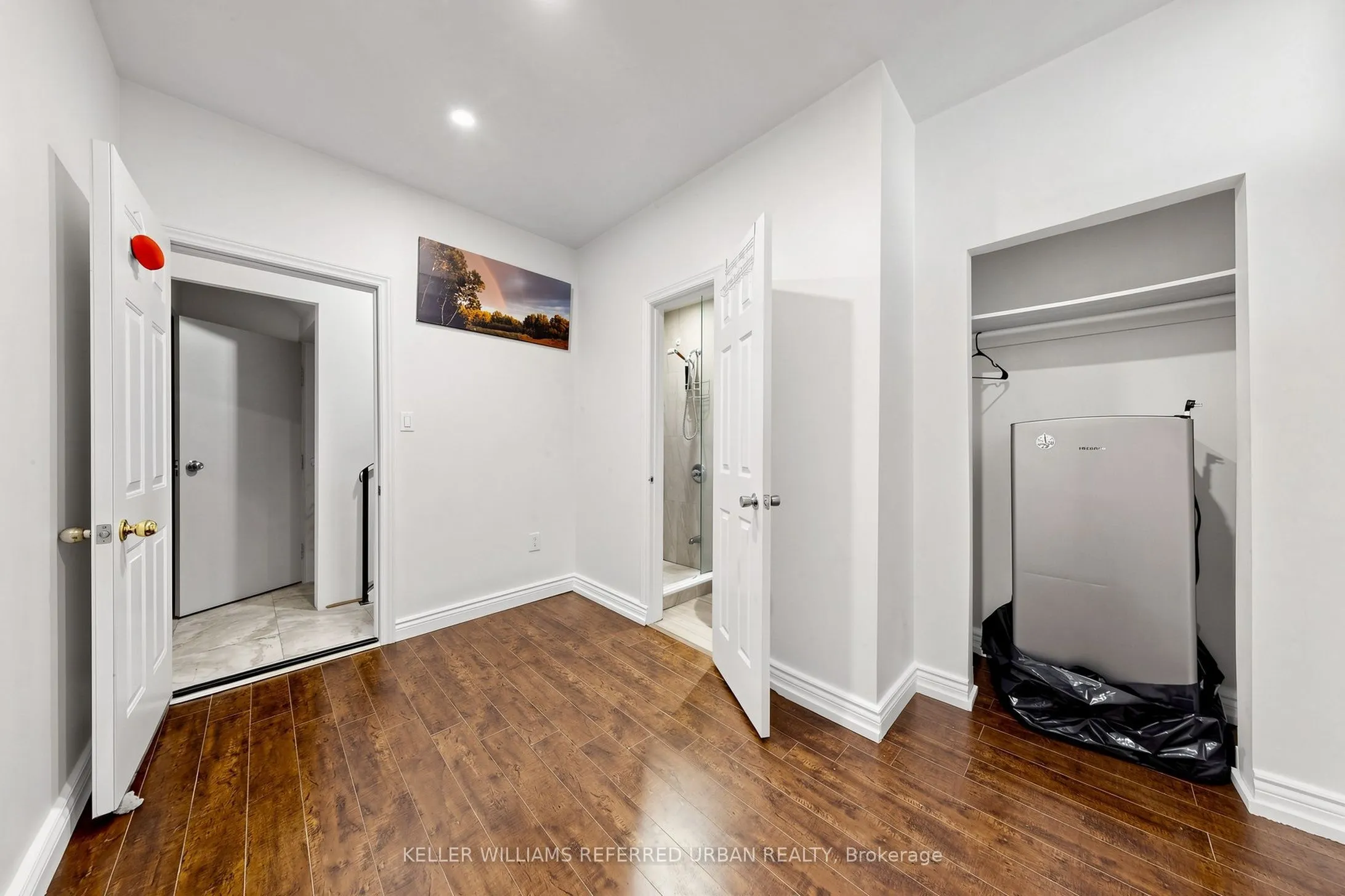 1218 Bloor Street W