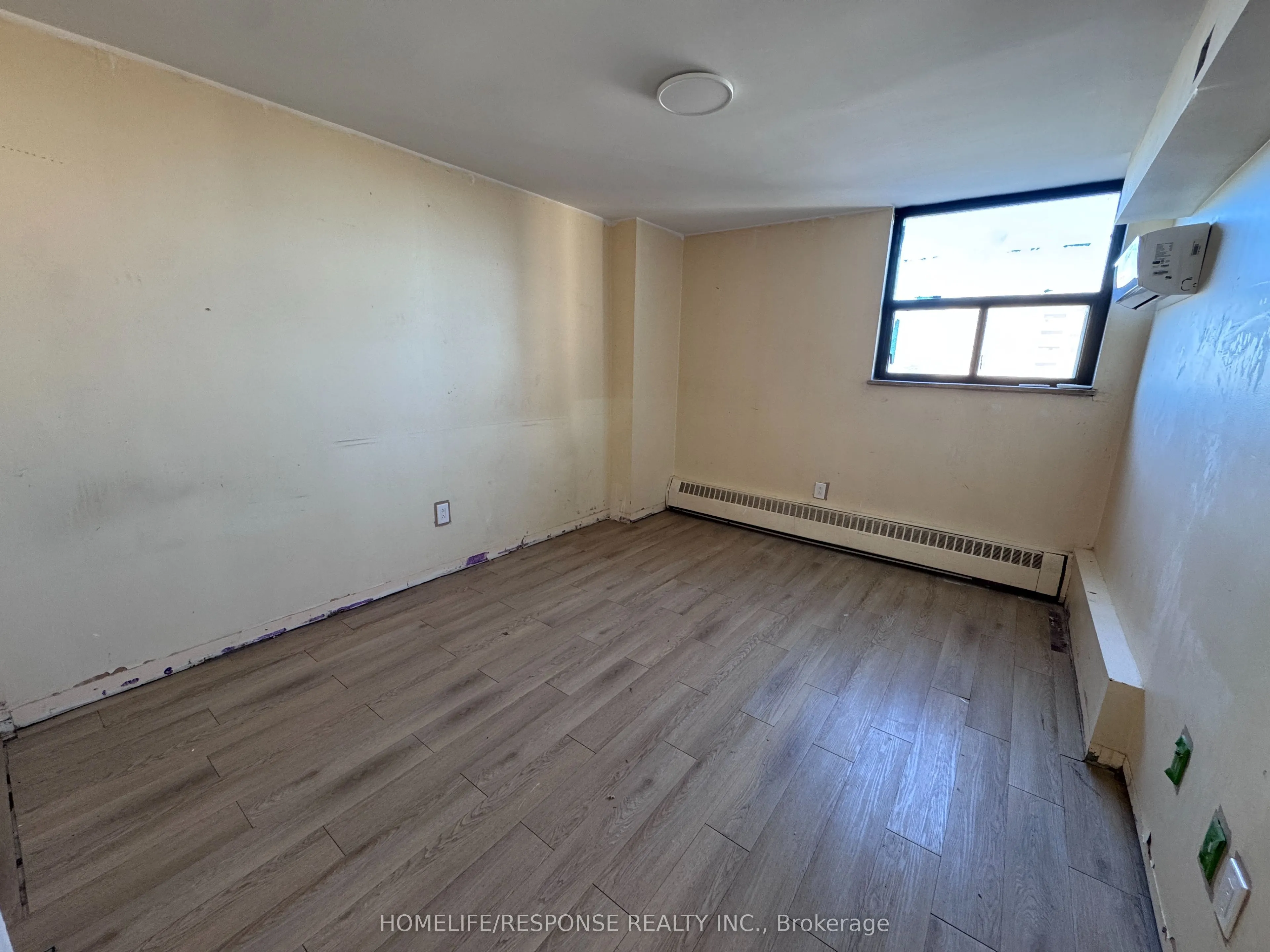 390 DIXON Road #1903