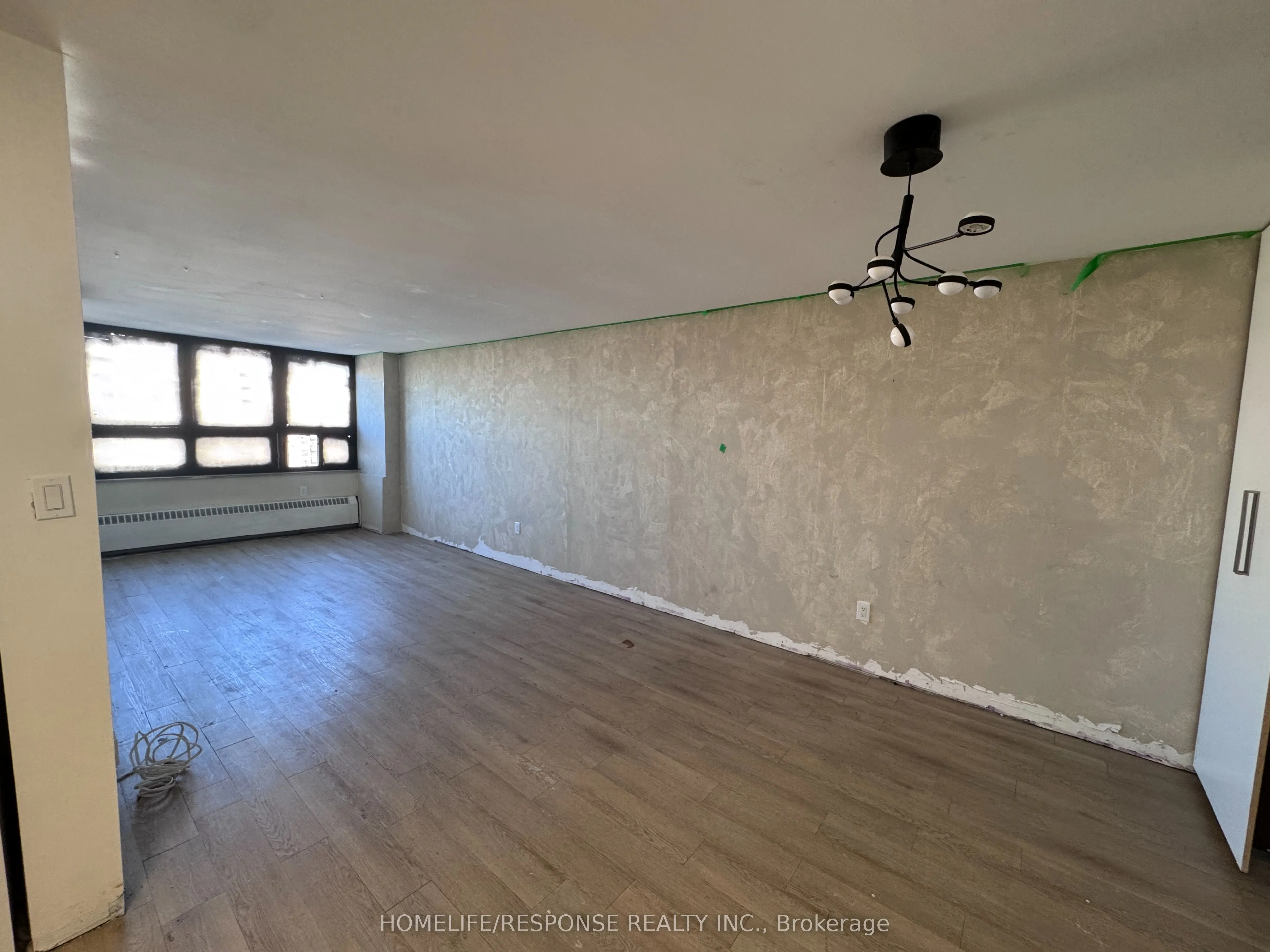 390 DIXON Road #1903