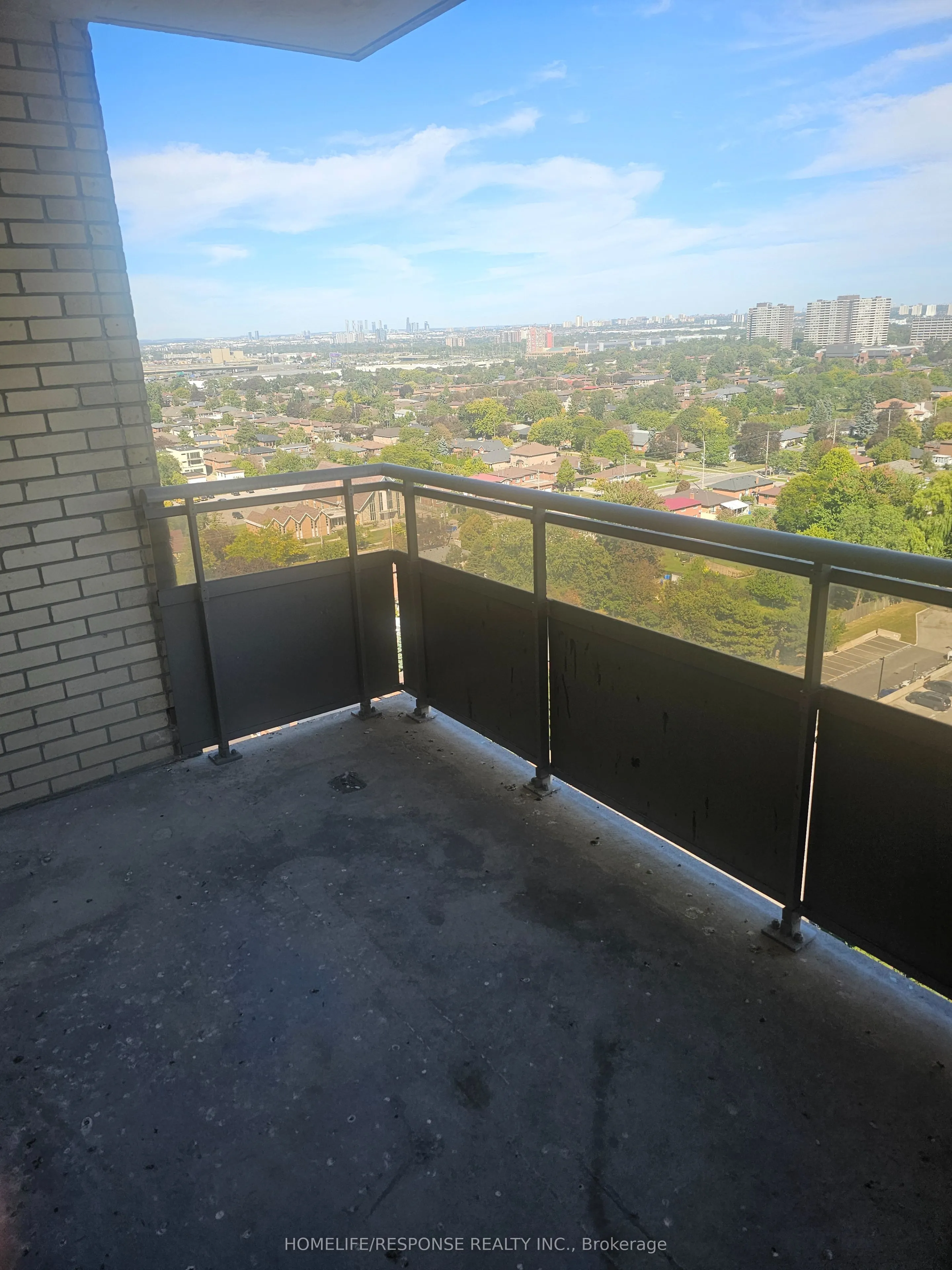 390 DIXON Road #1903