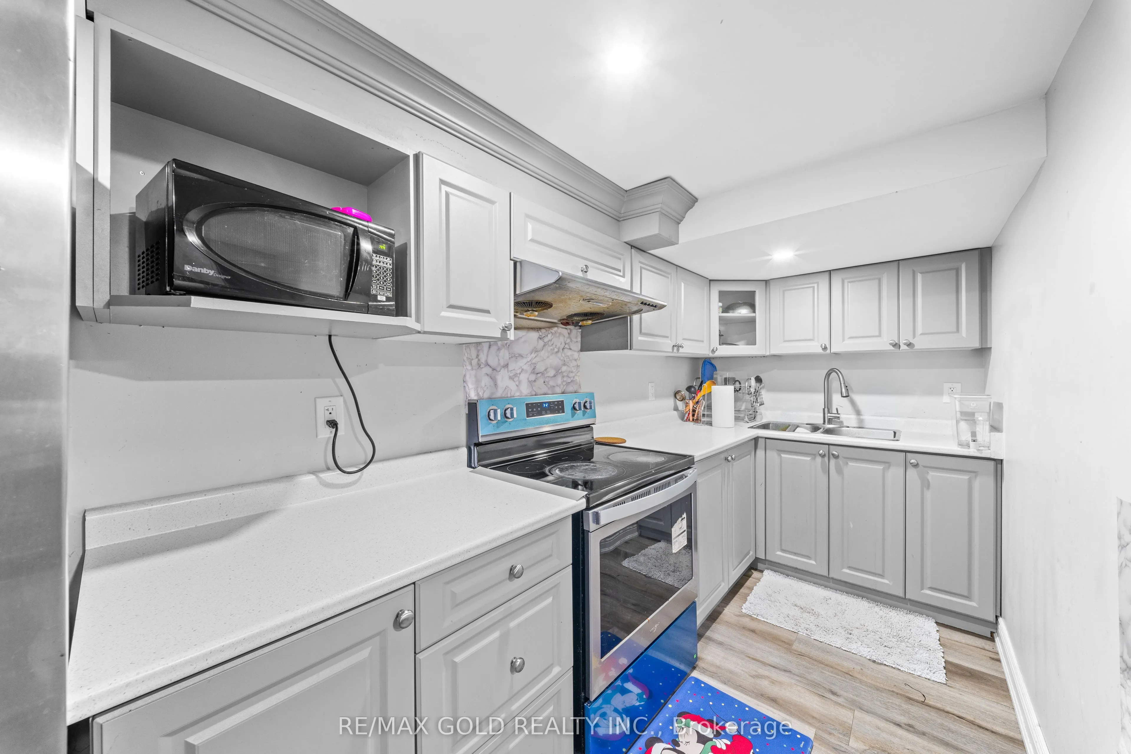 9 Goderich Drive