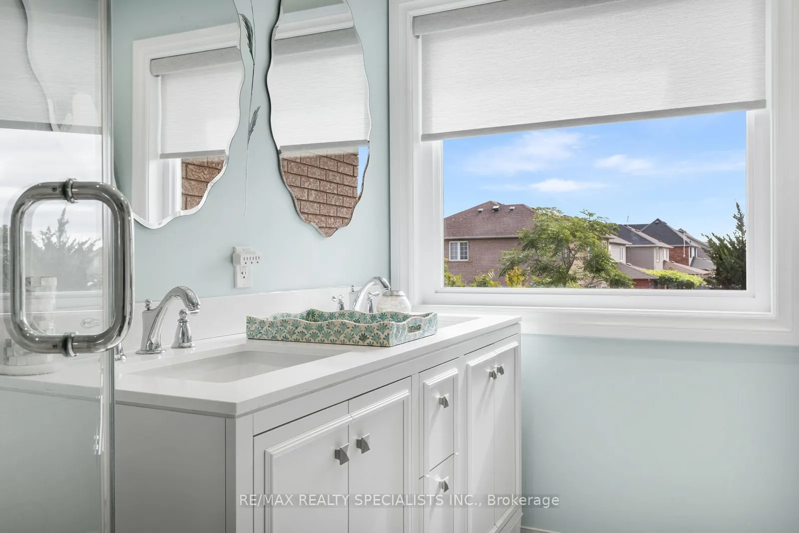 3602 Forest Bluff Crescent