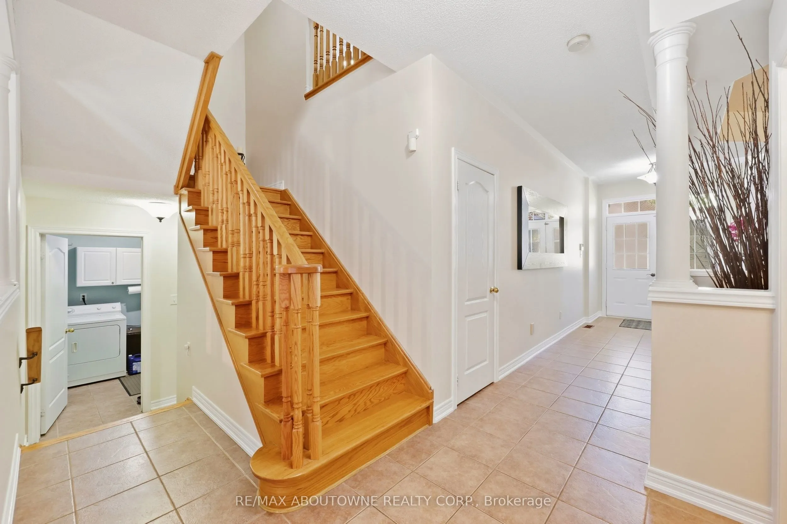1094 Gorham Way