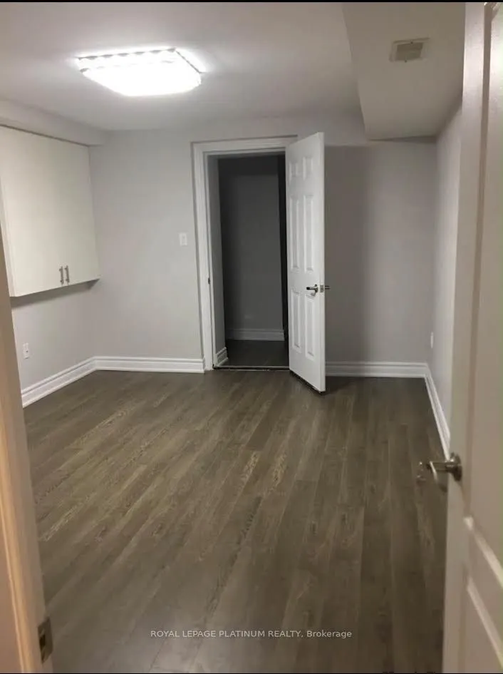 11 Oxendon Road #BSMT