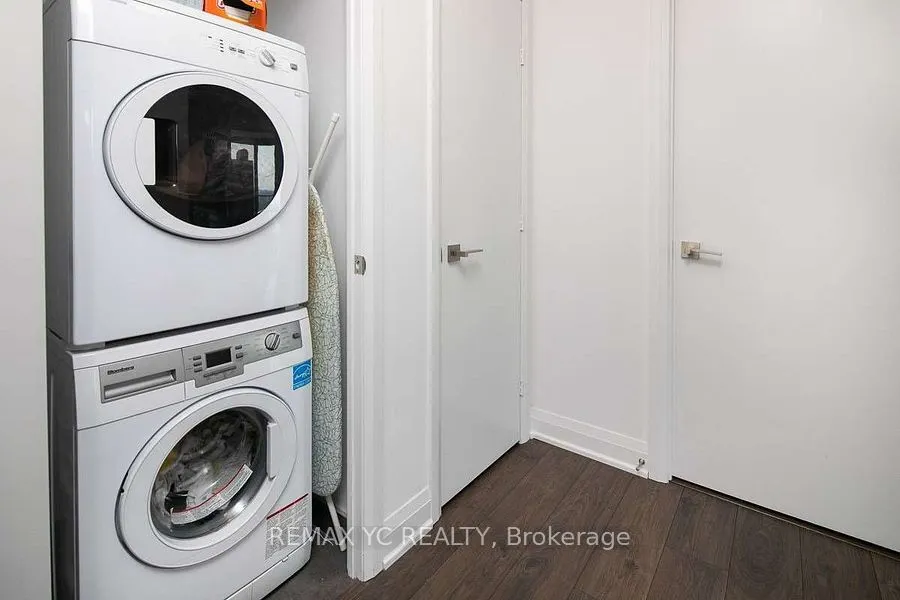 36 Park Lawn Road #3705