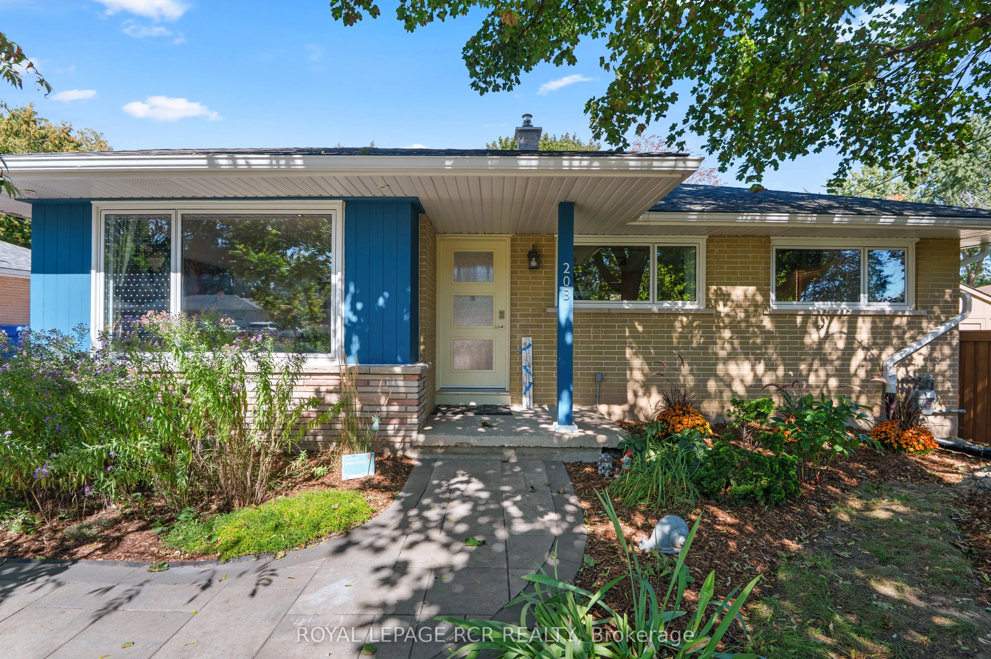 203 Zina Street
