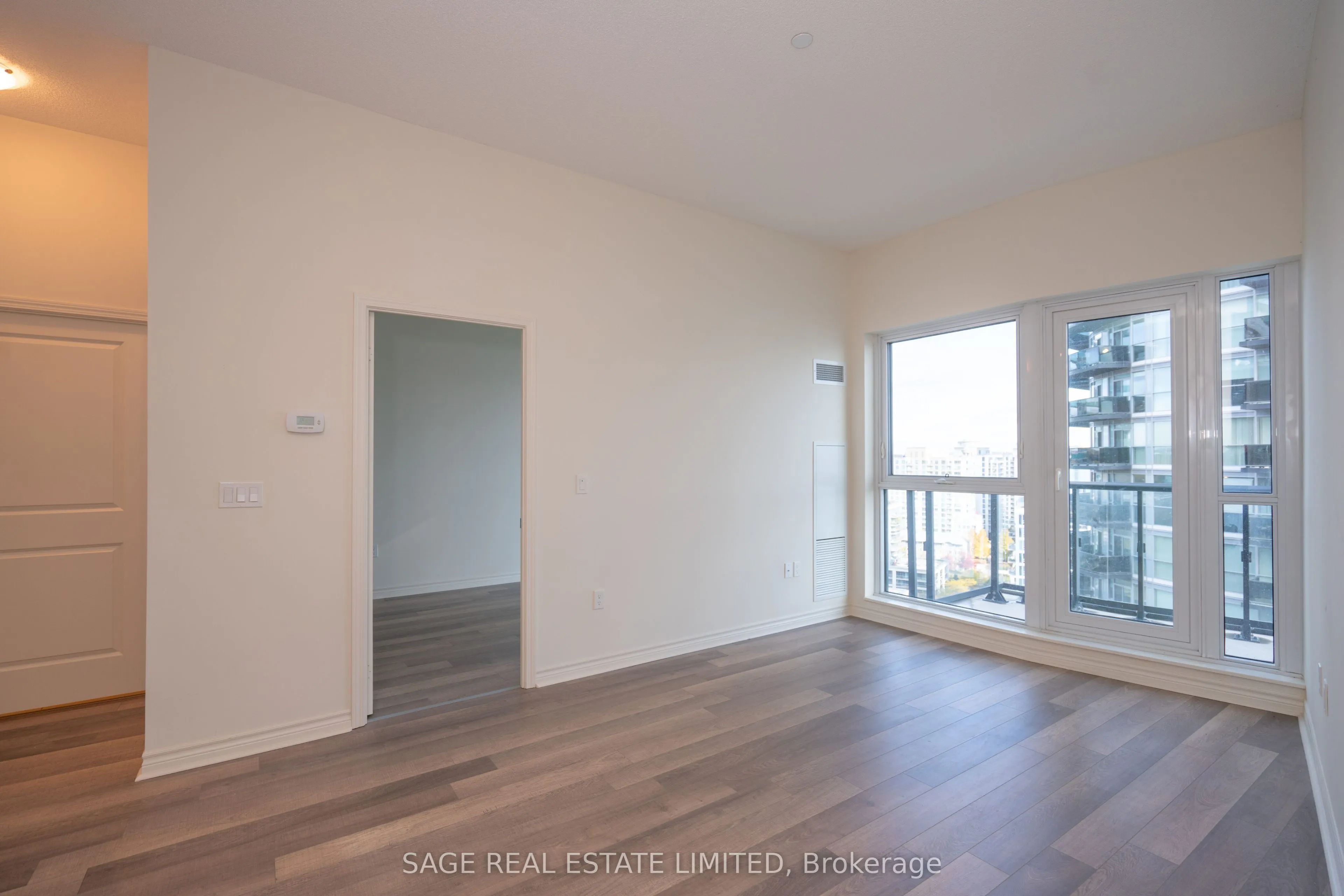 39 Annie Craig Drive #Ph11