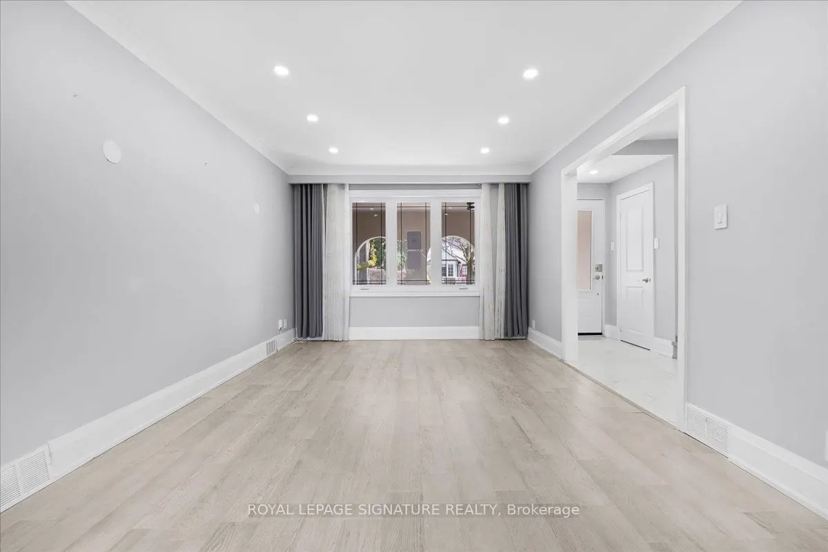 90A Bicknell Avenue