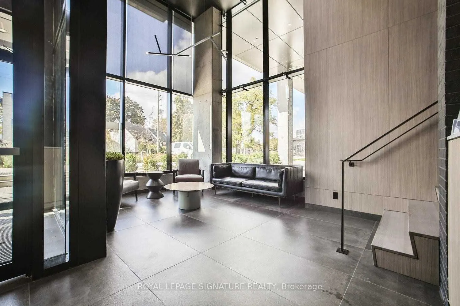 7 Smith Crescent #426