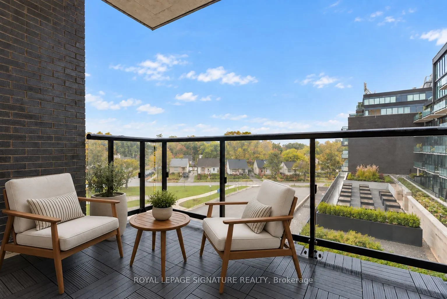 7 Smith Crescent #426