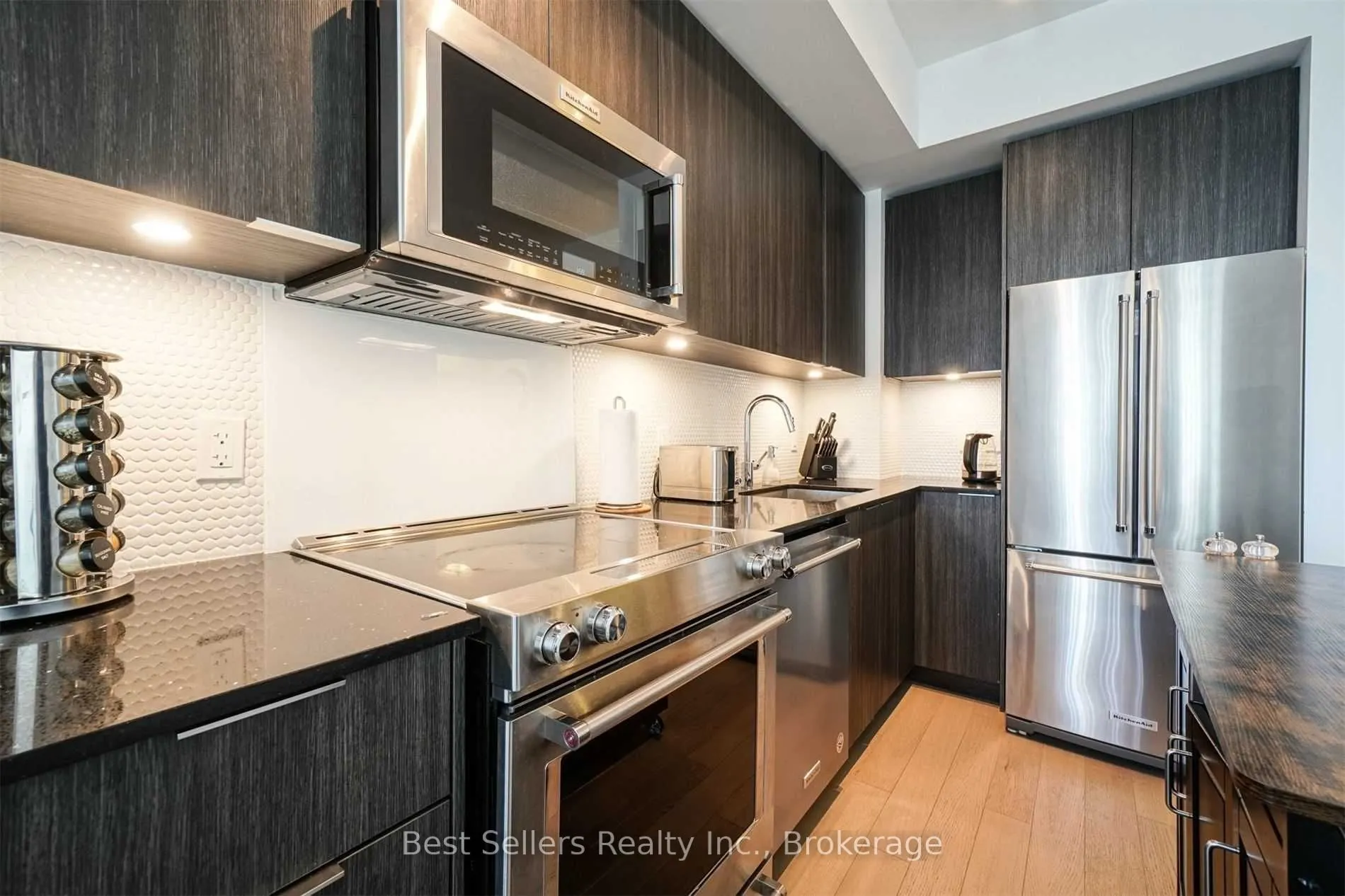 20 Shore Breeze Drive #3103