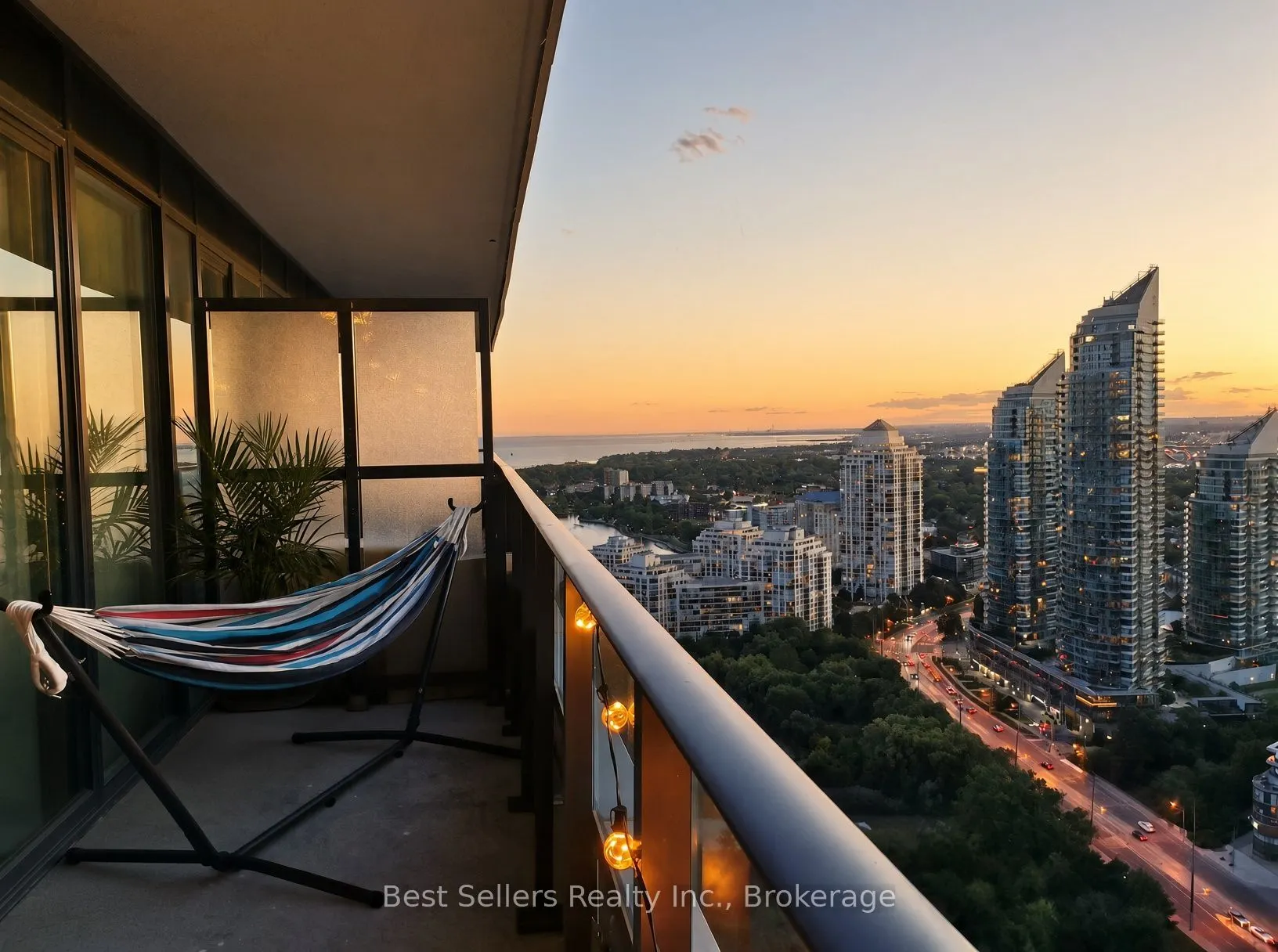 20 Shore Breeze Drive #3103