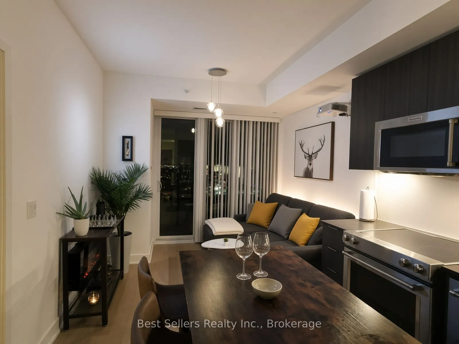 20 Shore Breeze Drive #3103