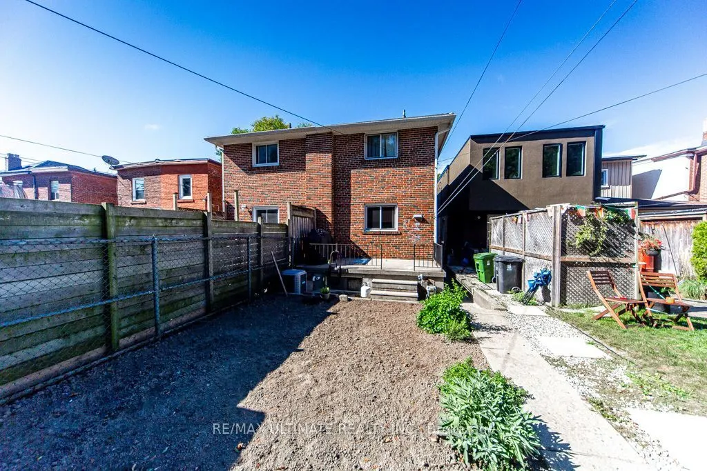 45 McRoberts Avenue