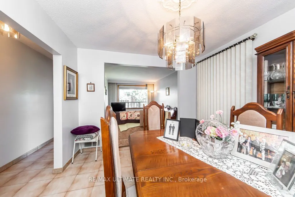 45 McRoberts Avenue