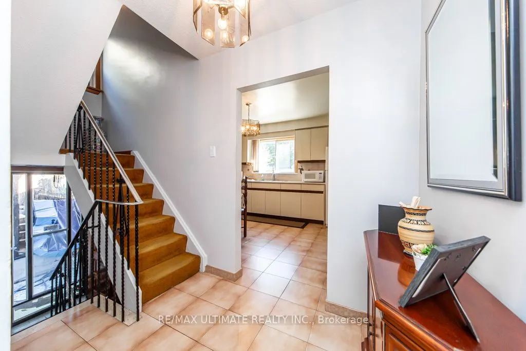 45 McRoberts Avenue