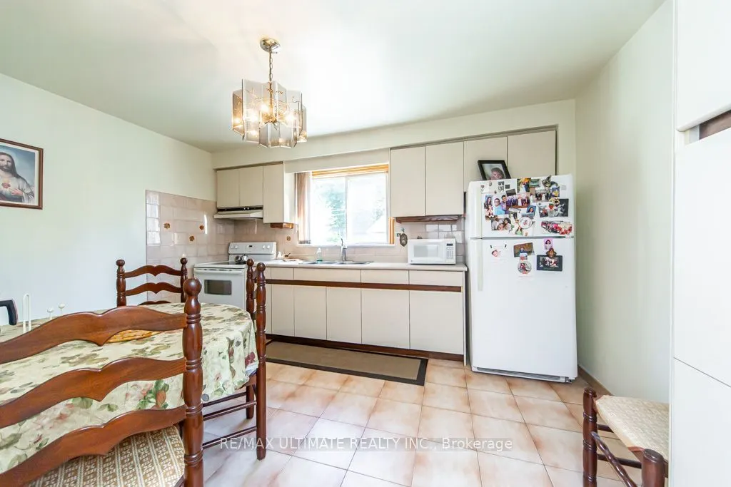 45 McRoberts Avenue