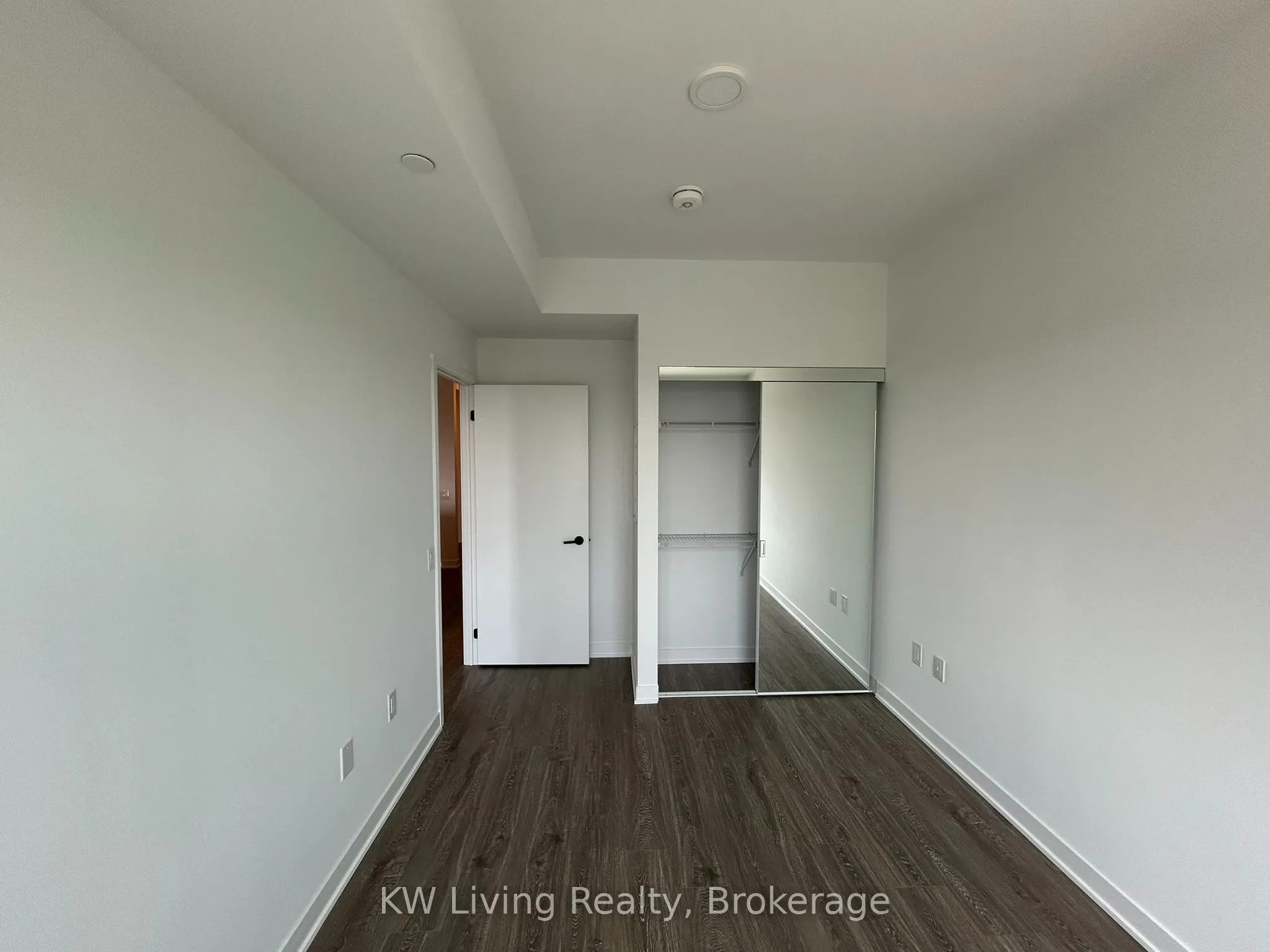 2495 Eglinton Avenue W #603