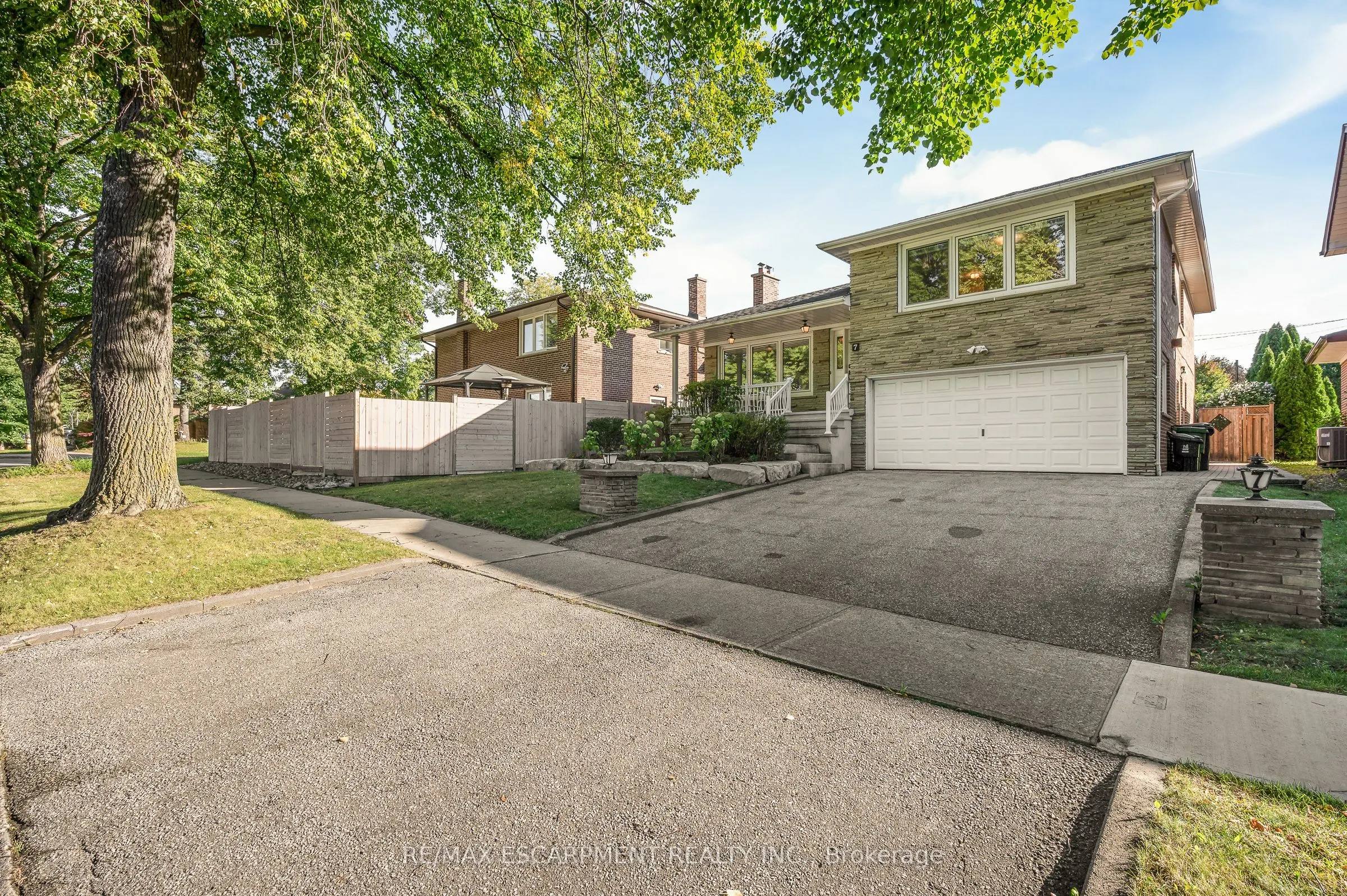 7 Watling Street