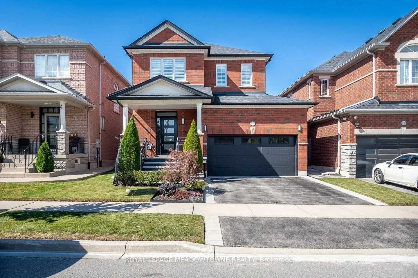1319 Weller Cross