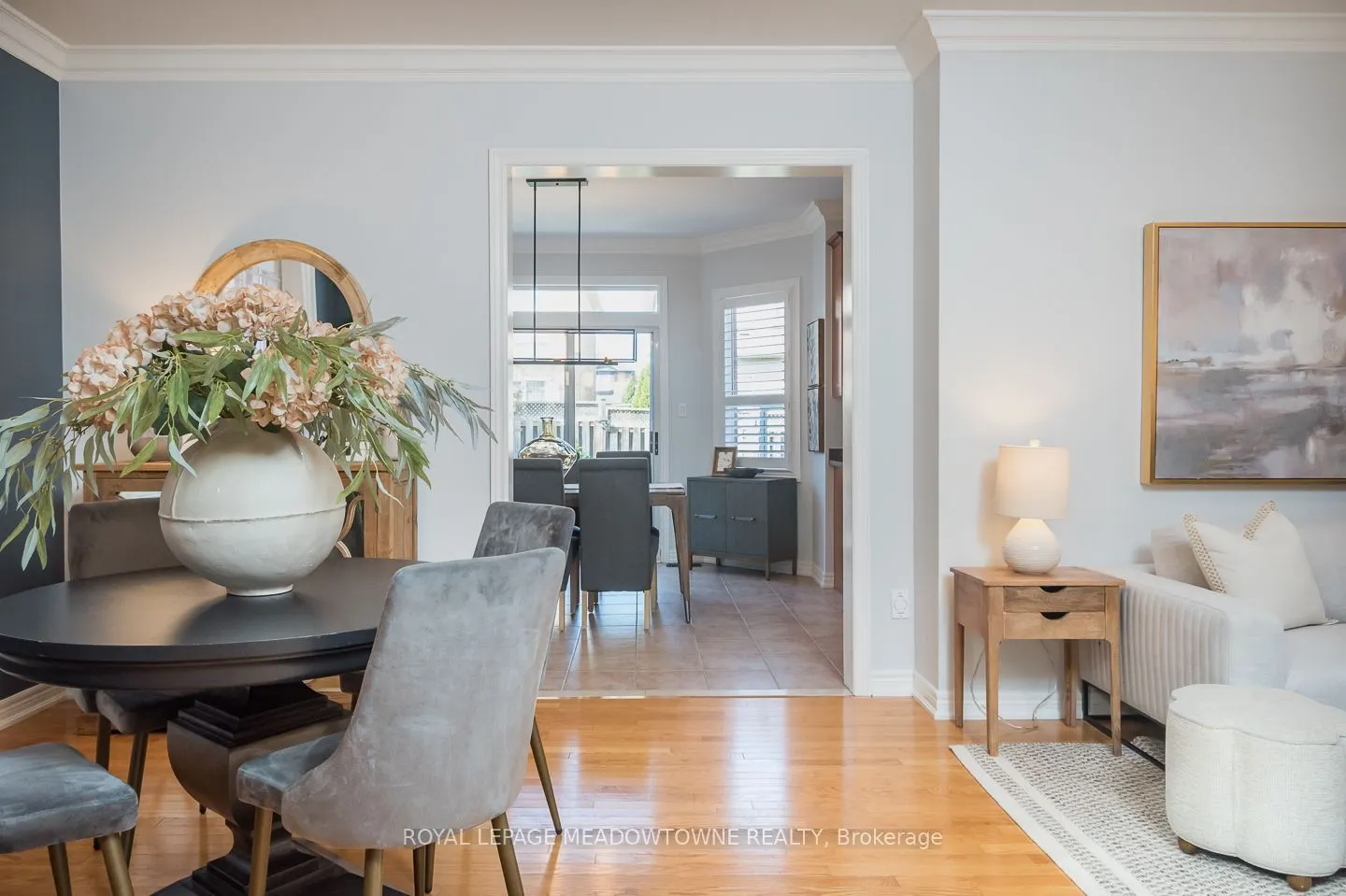 1319 Weller Cross