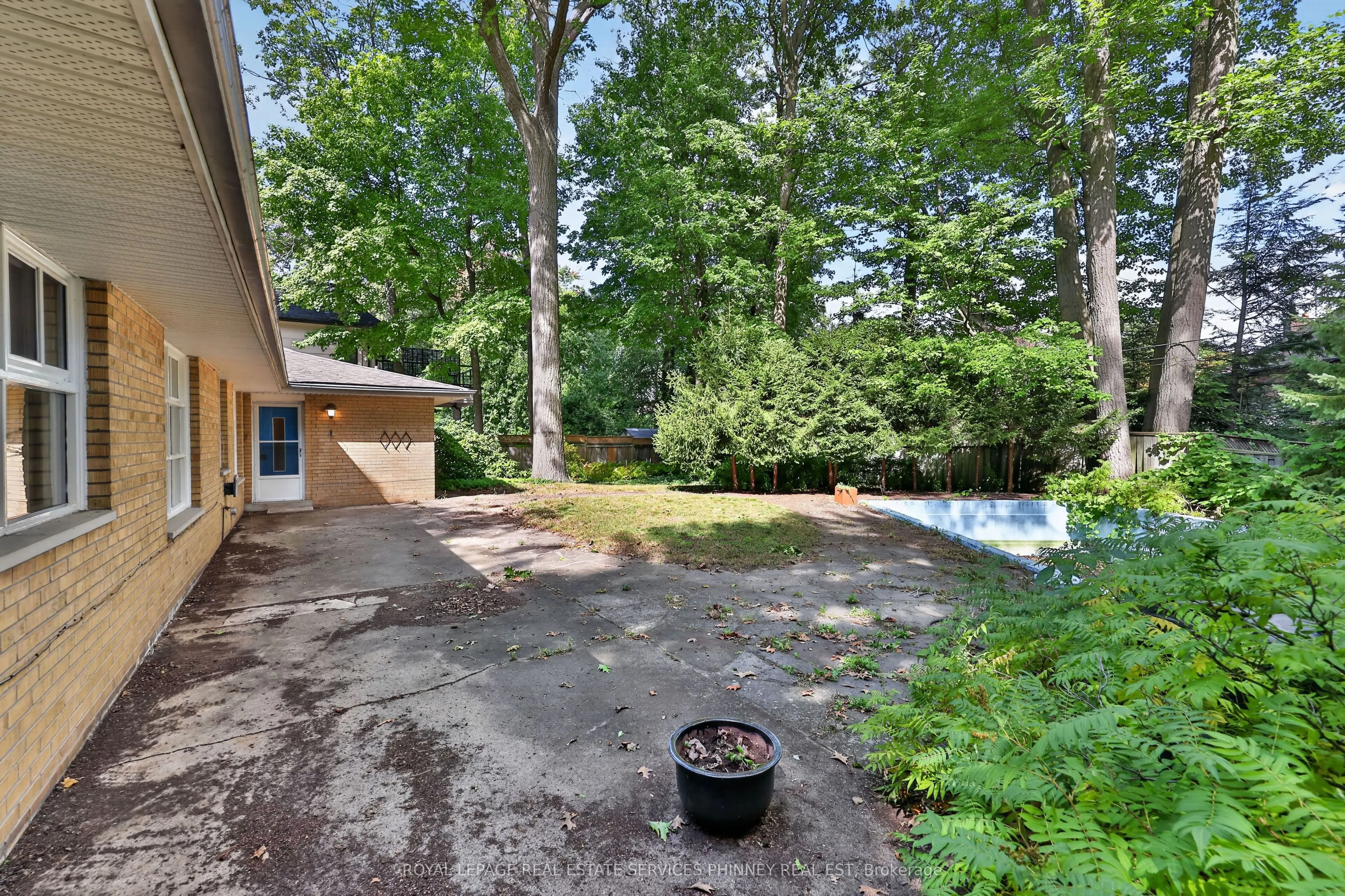 1519 Elite Road