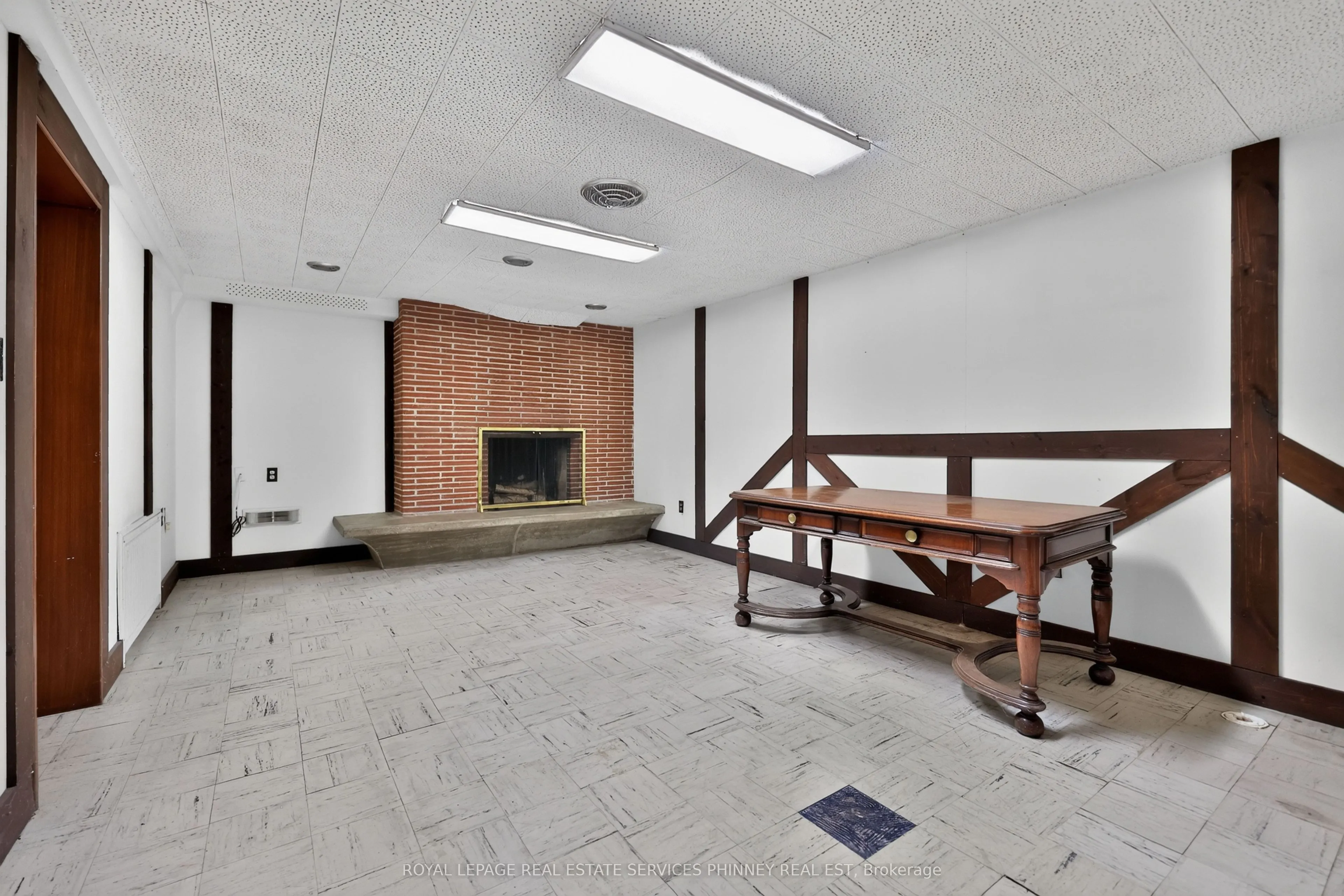 1519 Elite Road