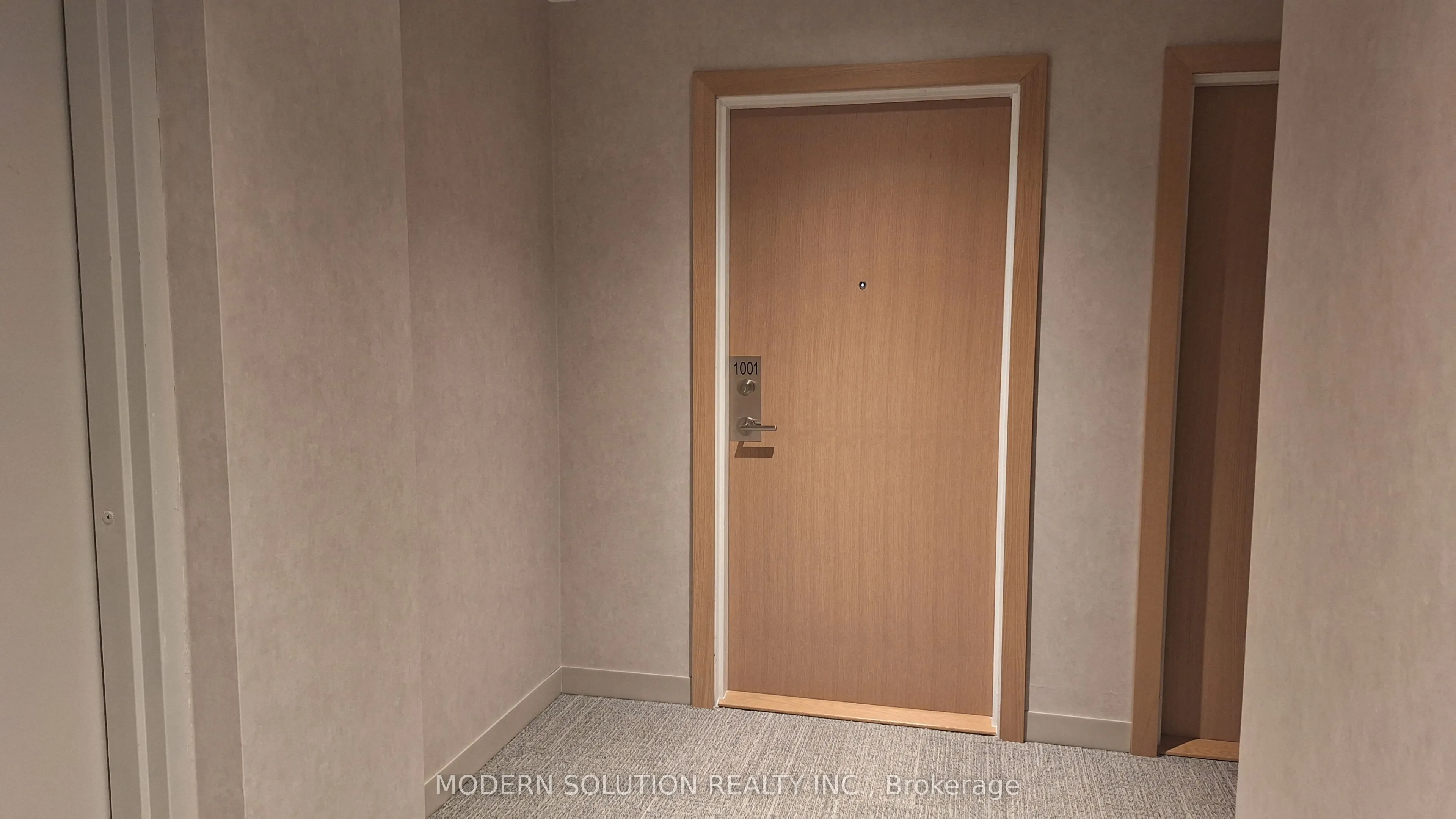 1195 The Queensway #1001