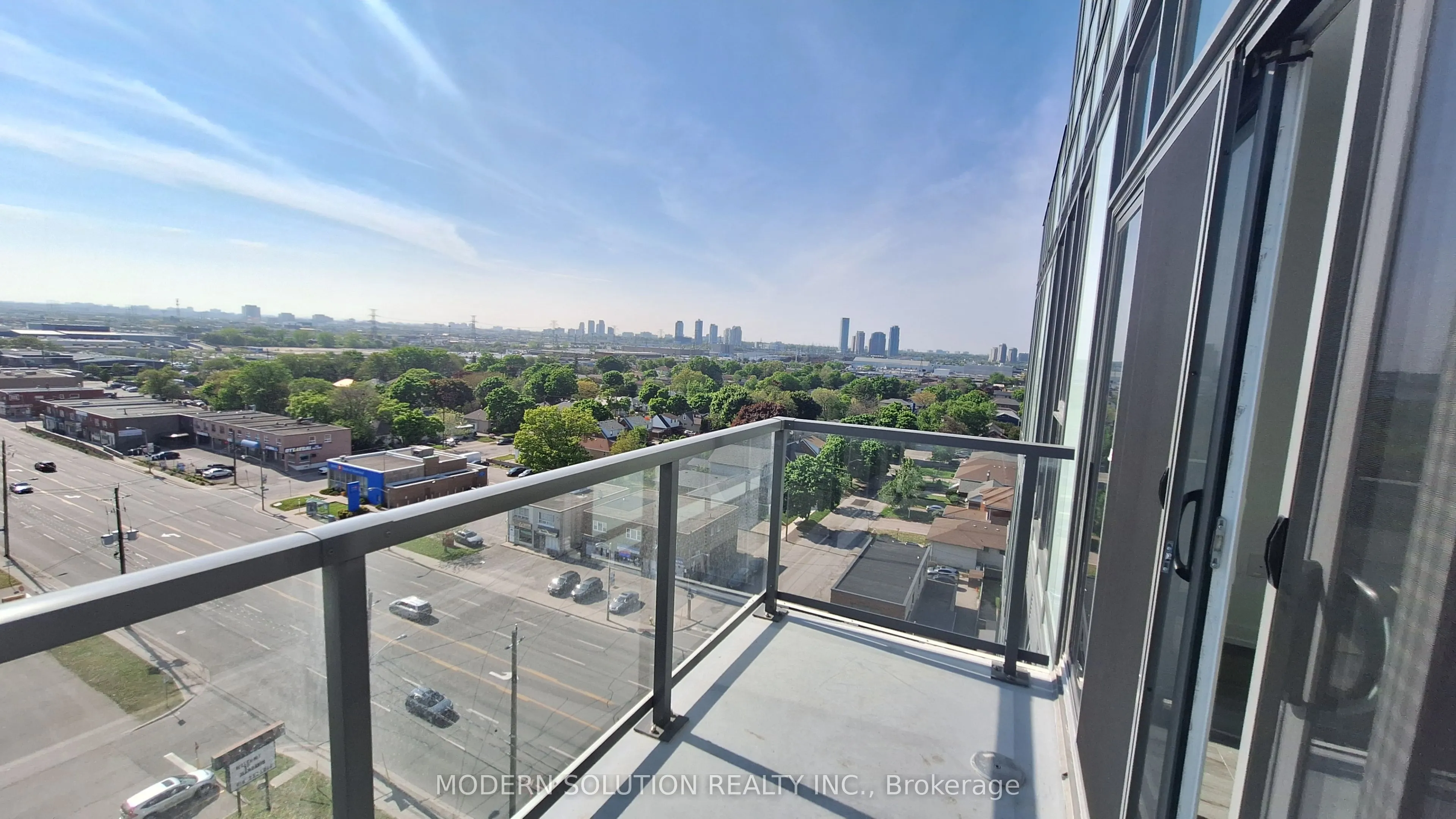 1195 The Queensway #1001