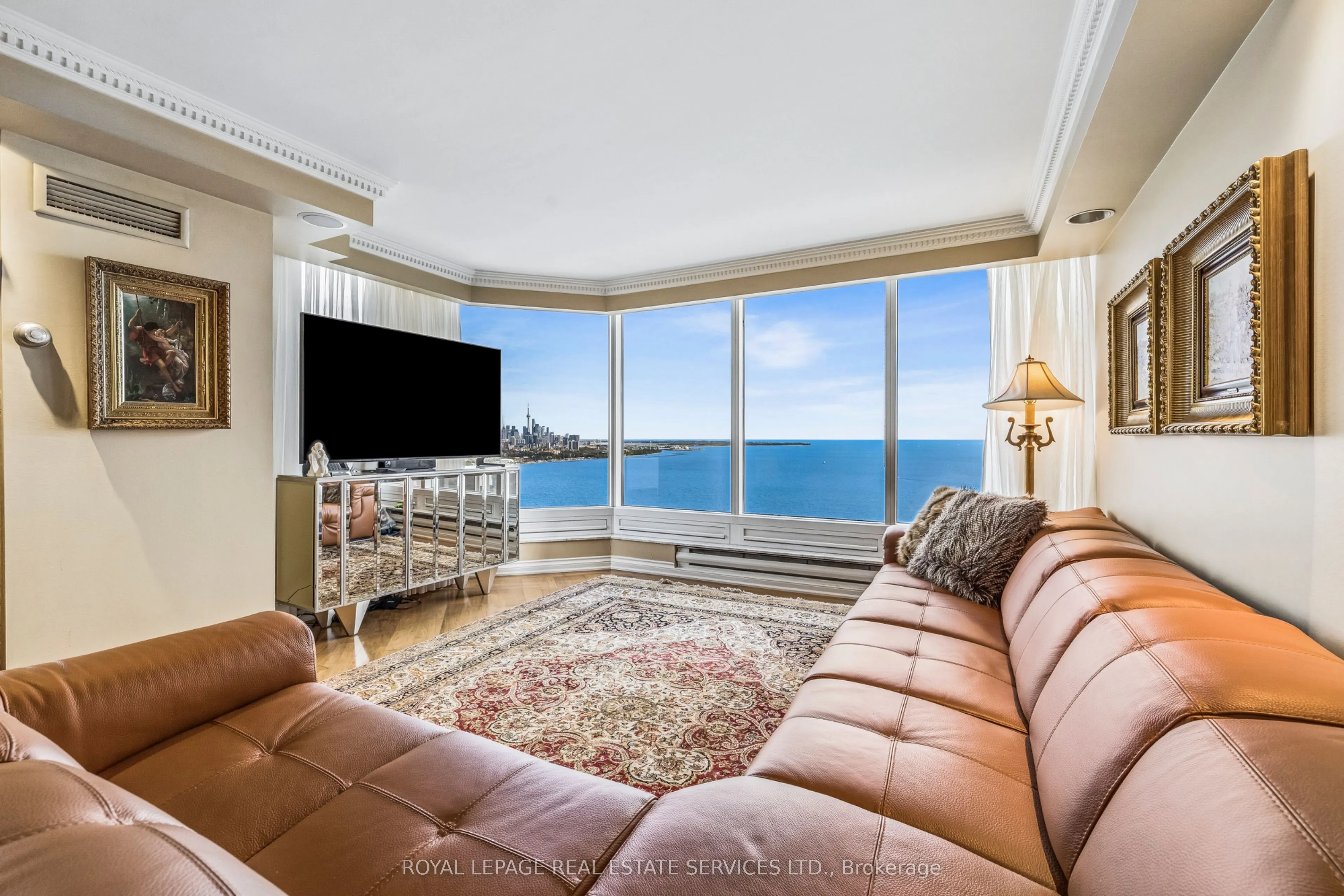 1 Palace Pier Court #3801