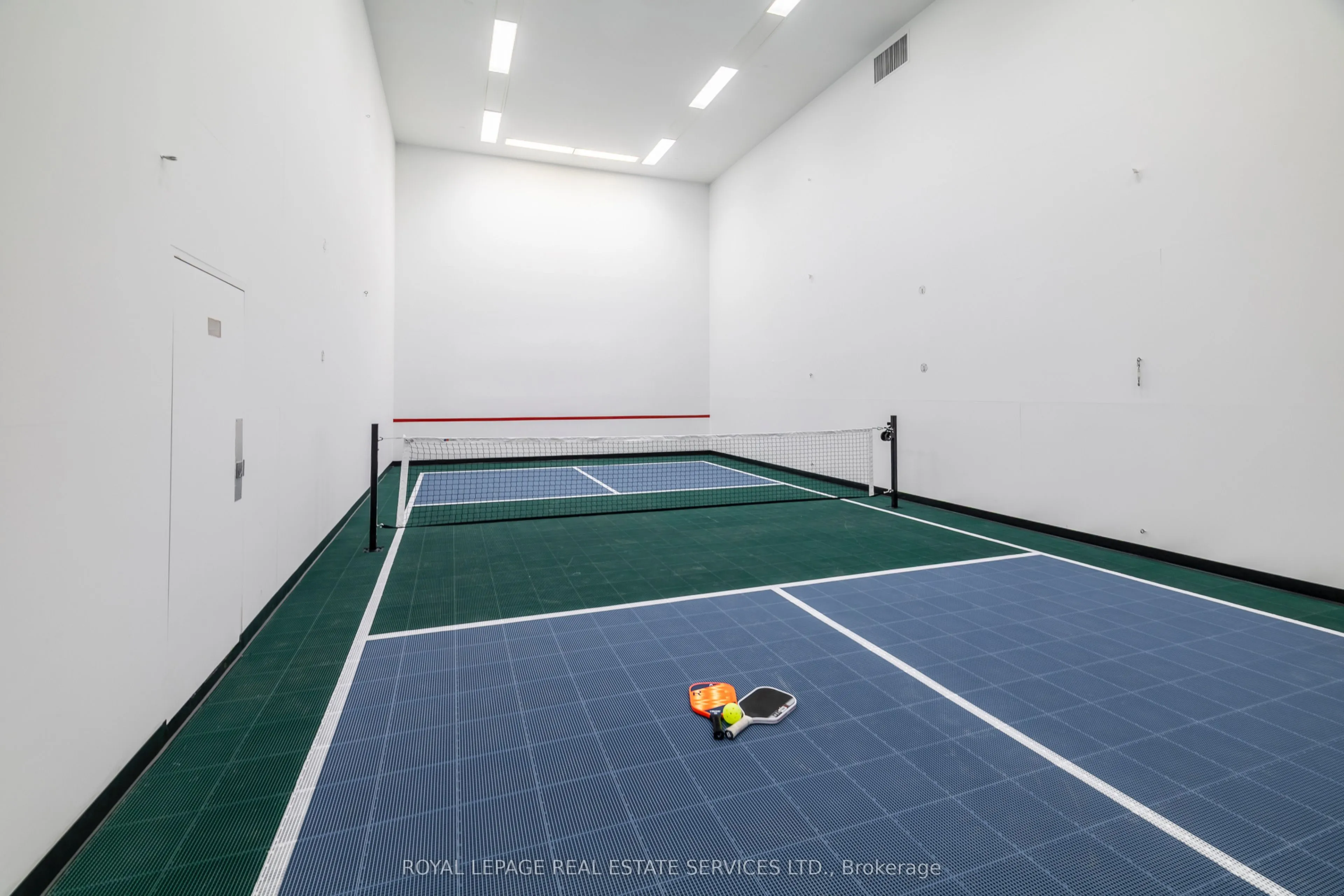 1 Palace Pier Court #3801