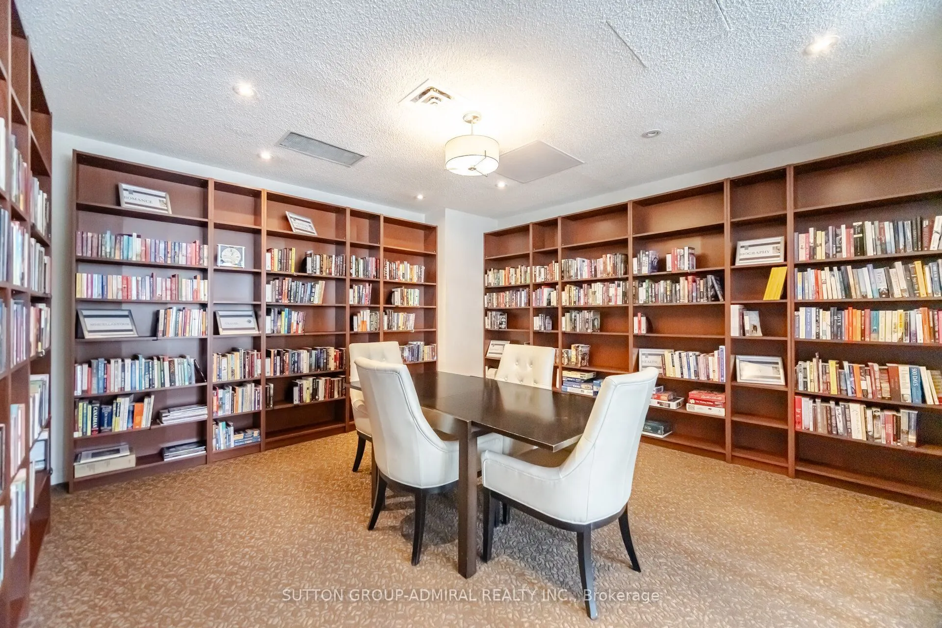 1 Aberfoyle Crescent #411