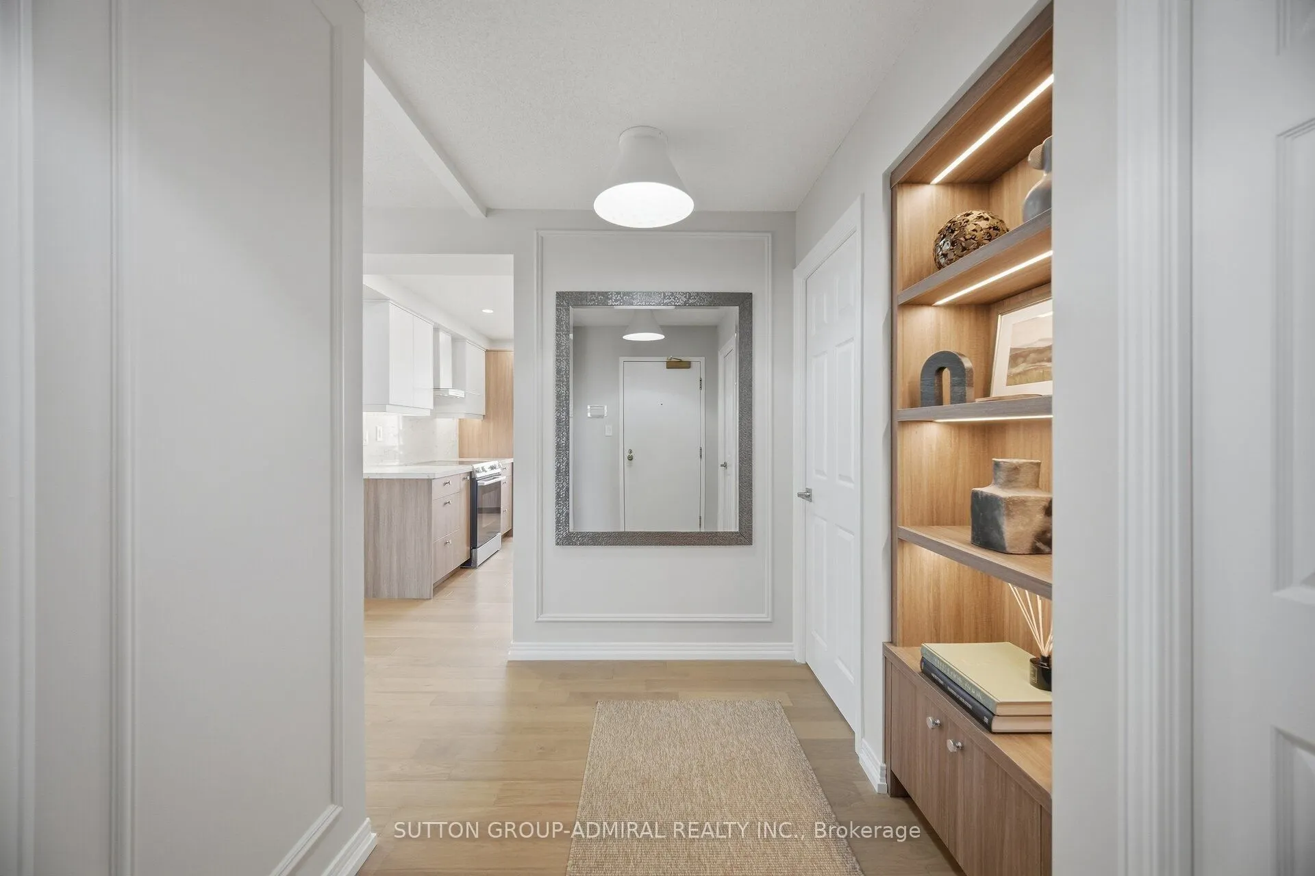 1 Aberfoyle Crescent #411