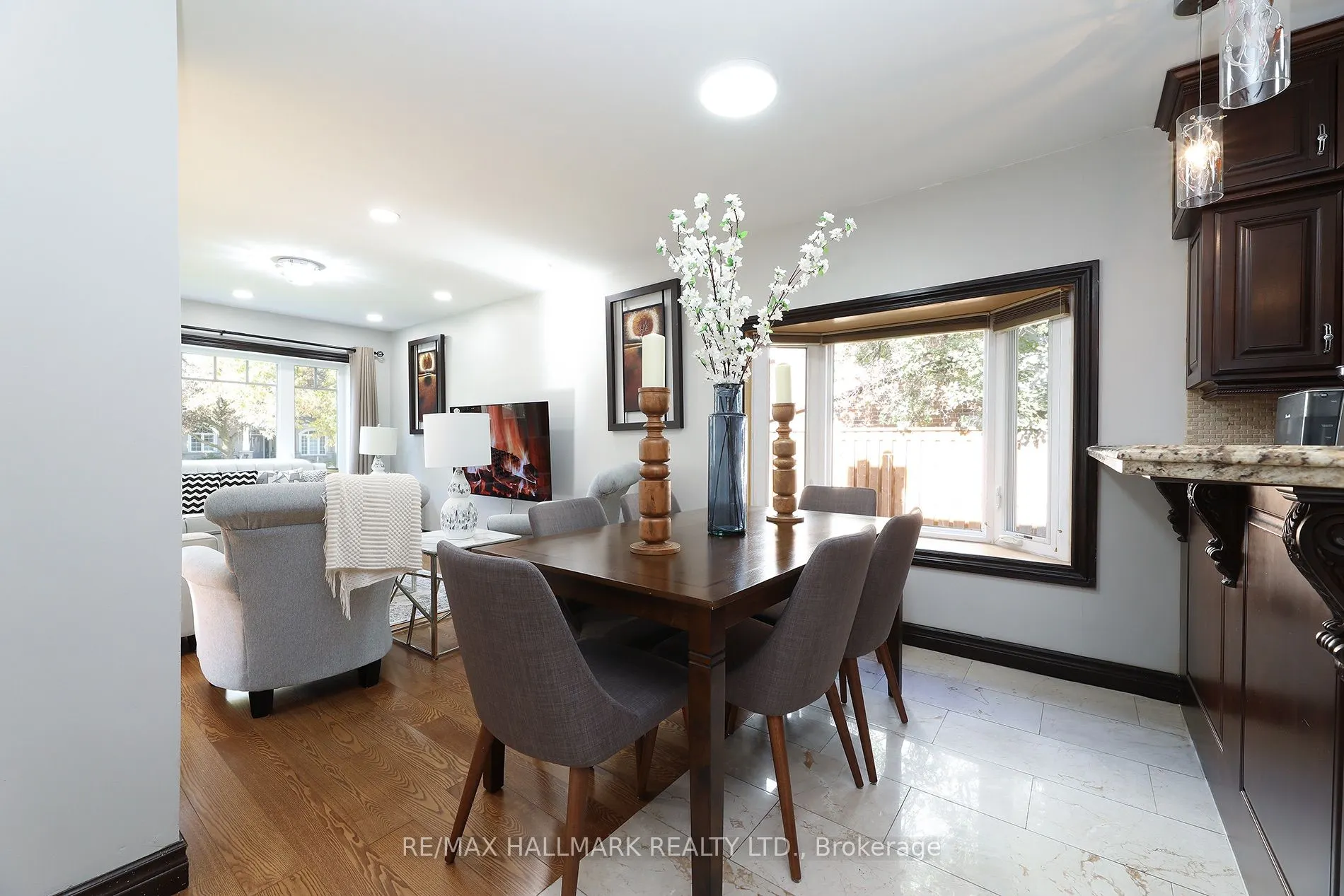 11 Brookside Drive