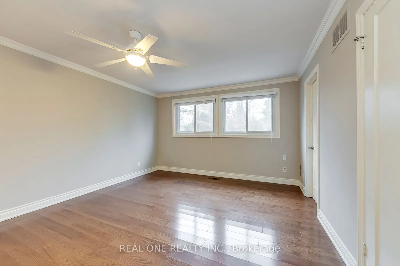 120 Blyth Crescent