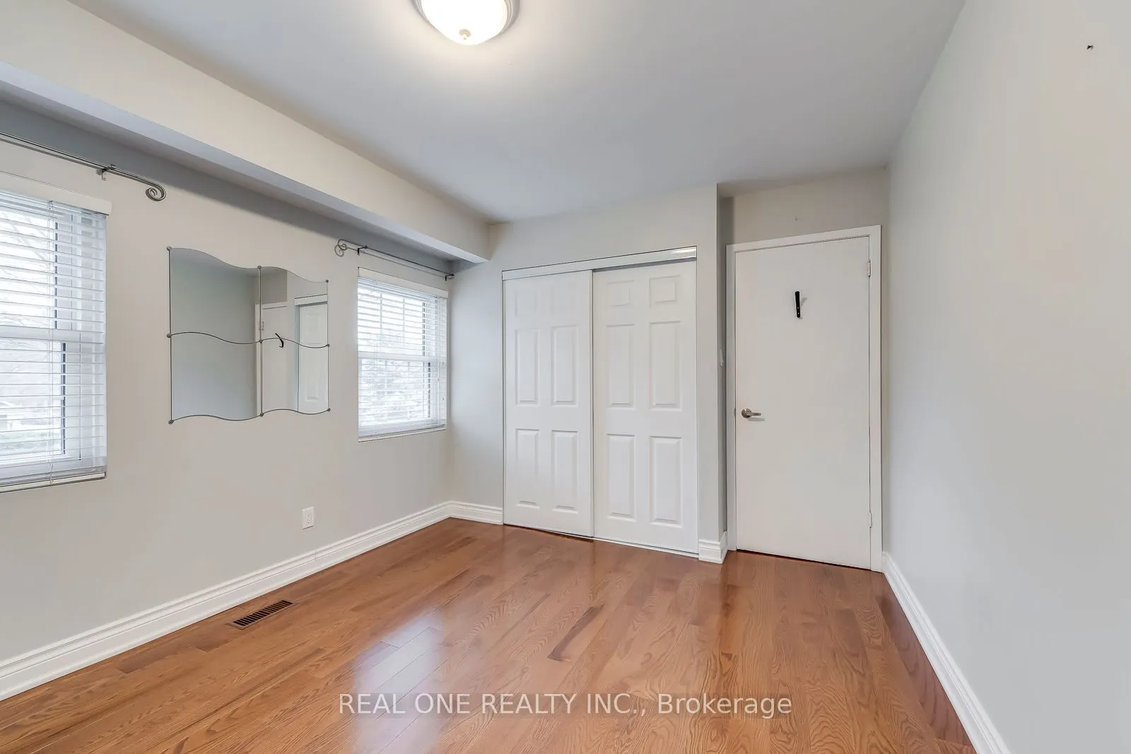 120 Blyth Crescent