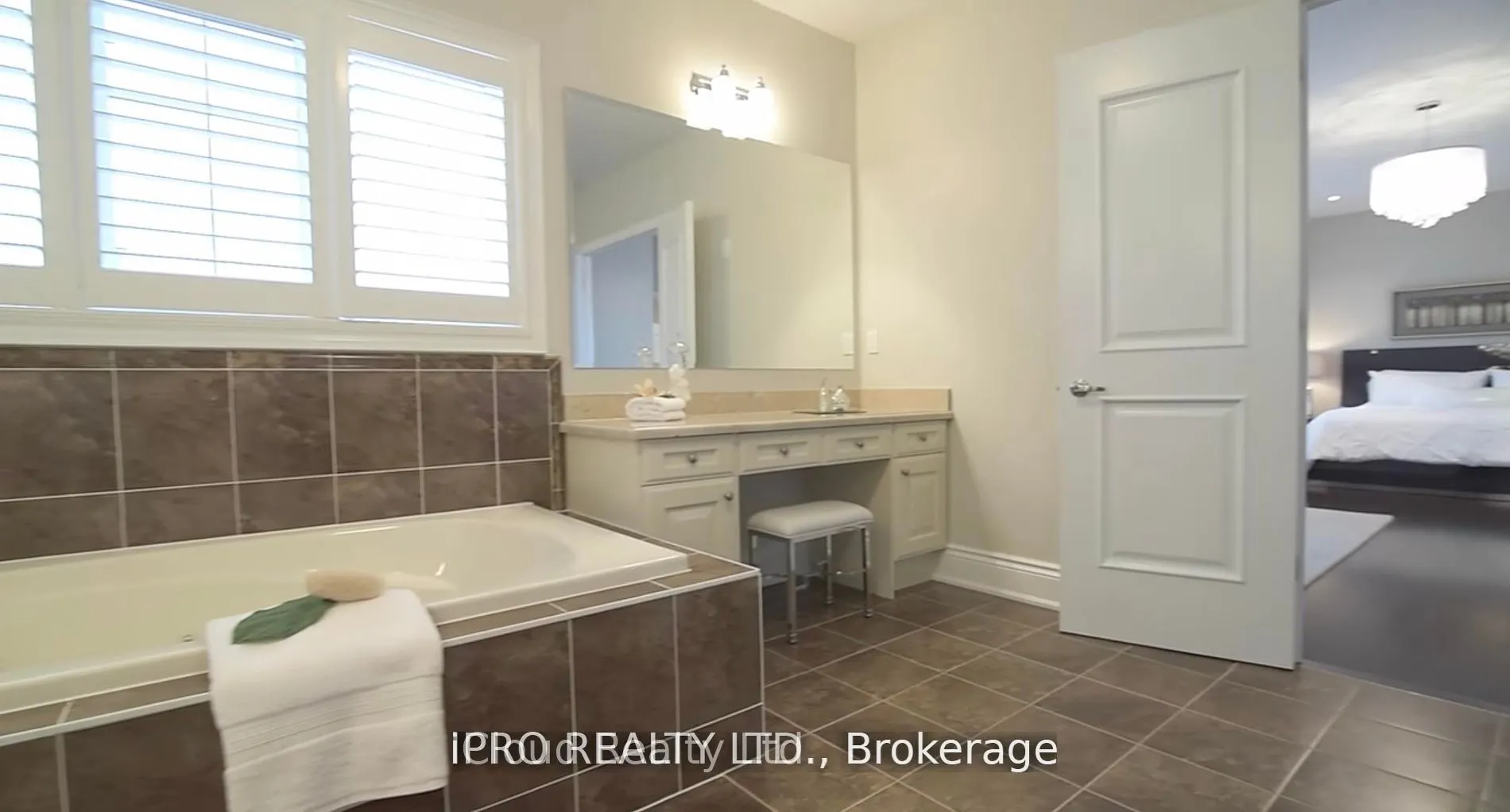 5116 Summersky Court