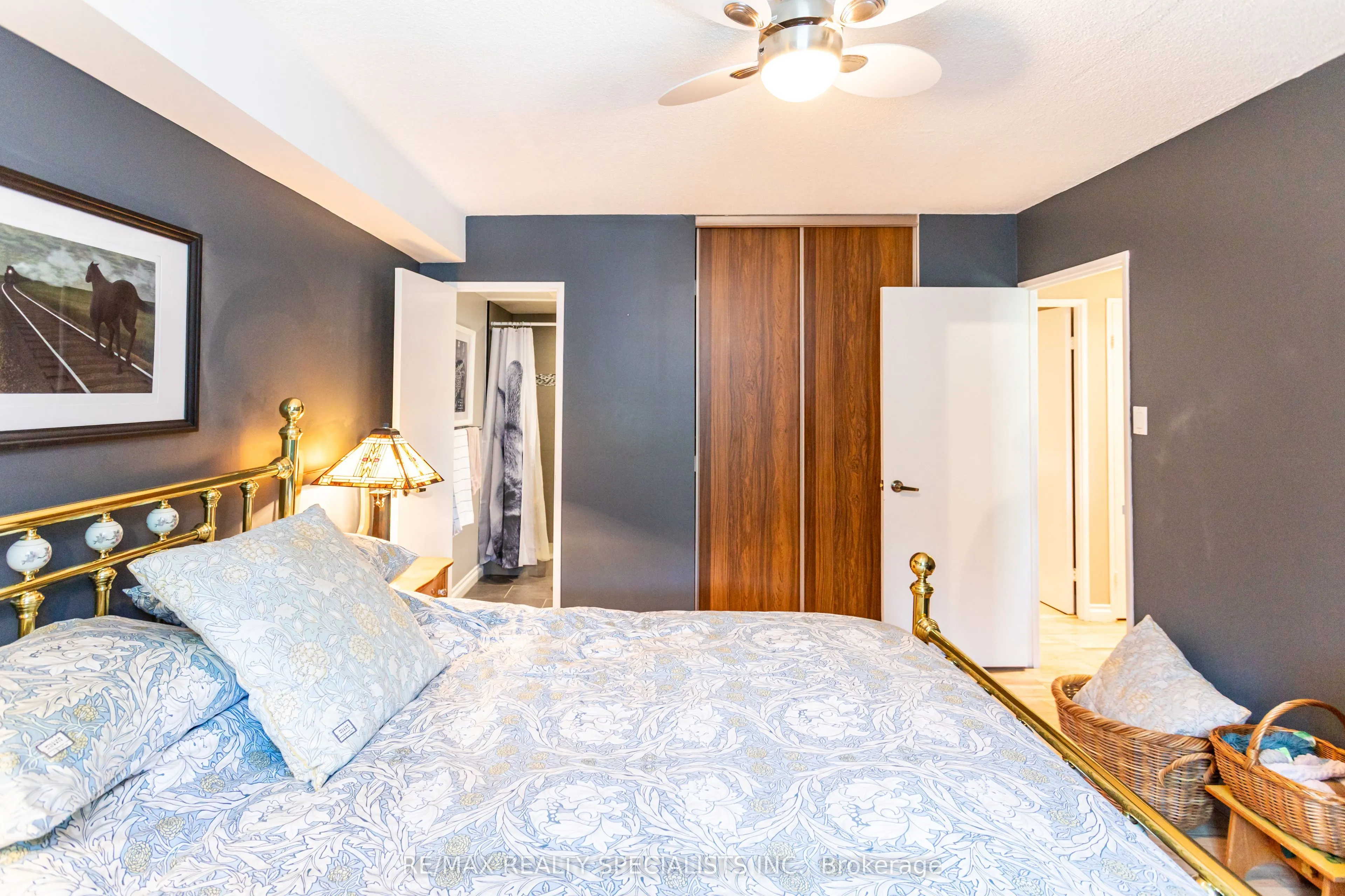 966 Inverhouse Drive #410
