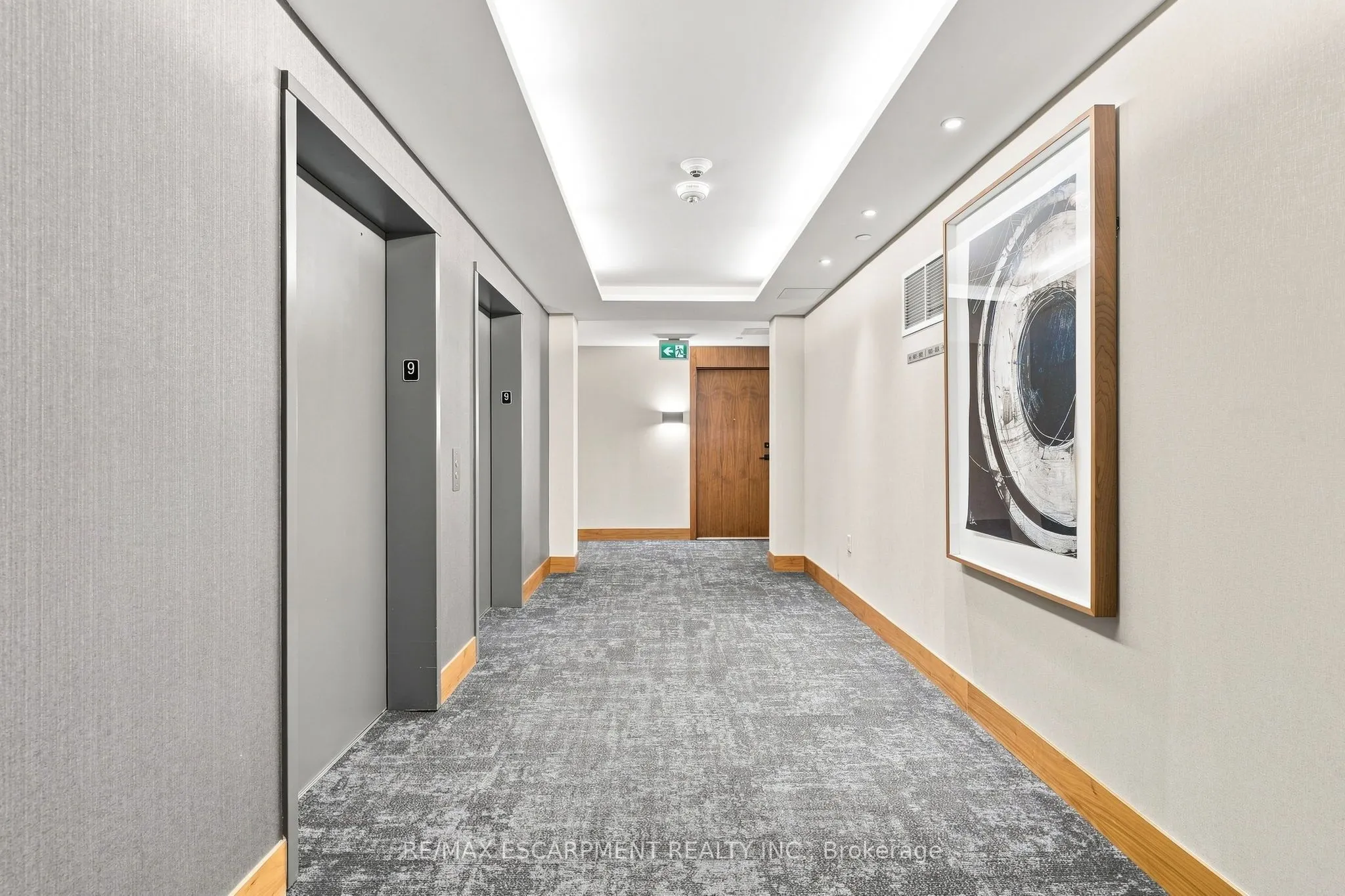 8 Ann Street #902