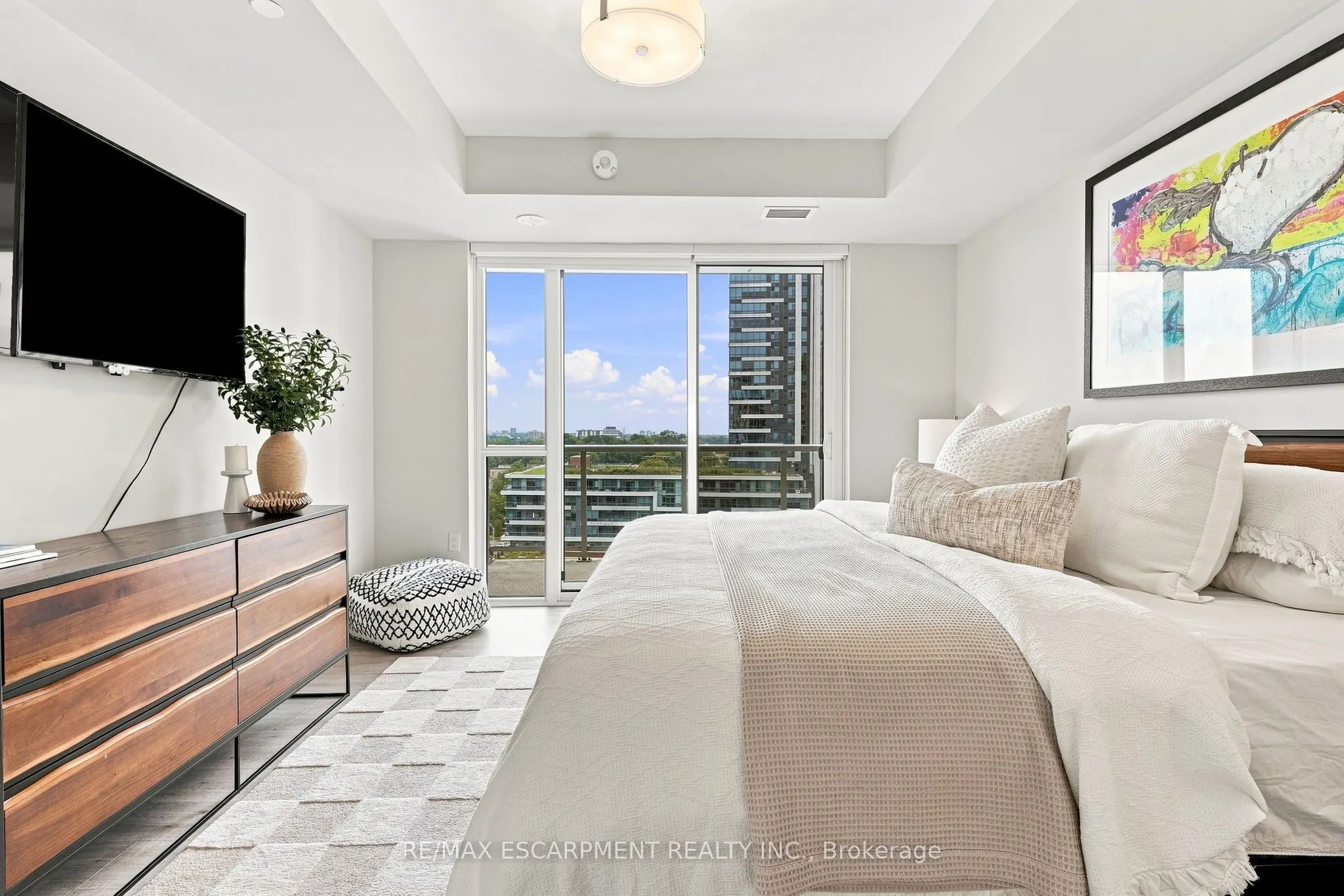 8 Ann Street #902