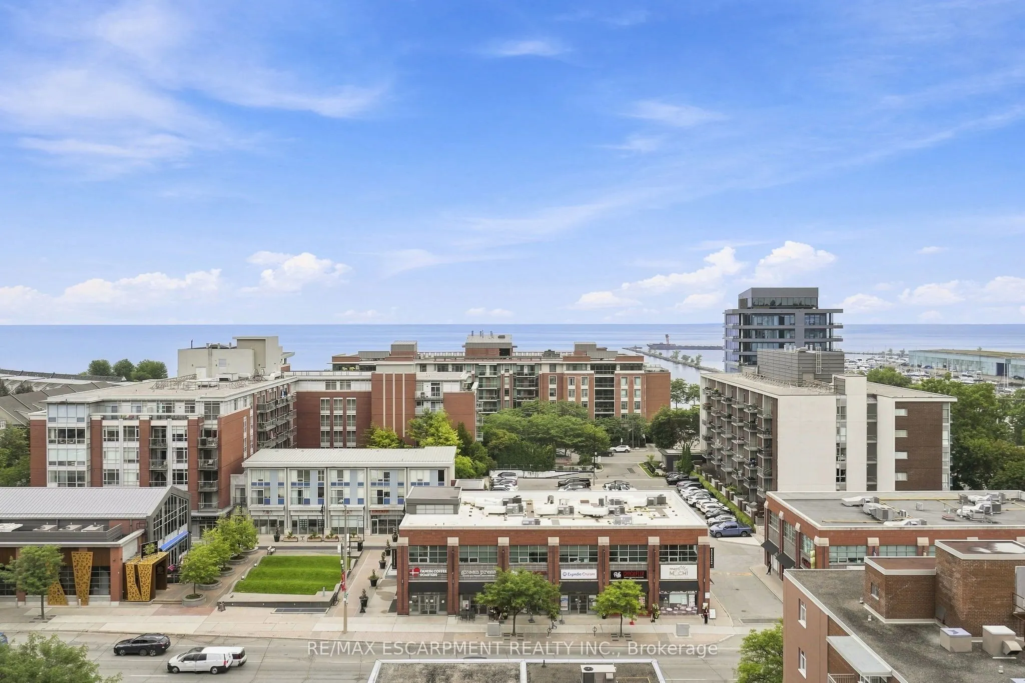 8 Ann Street #902