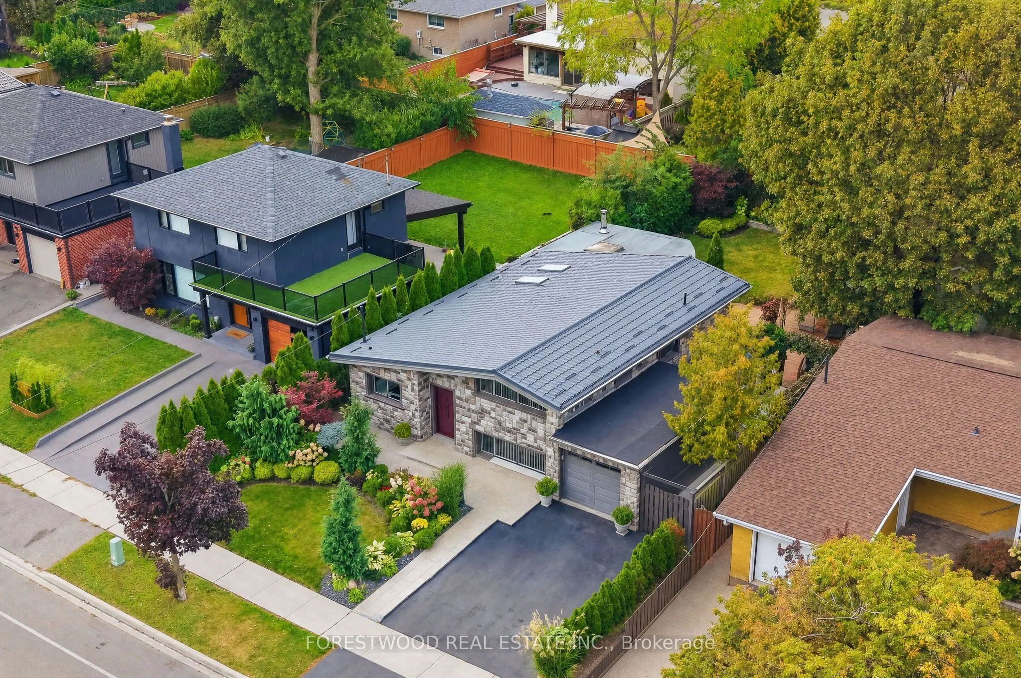 1063 Flagship Drive