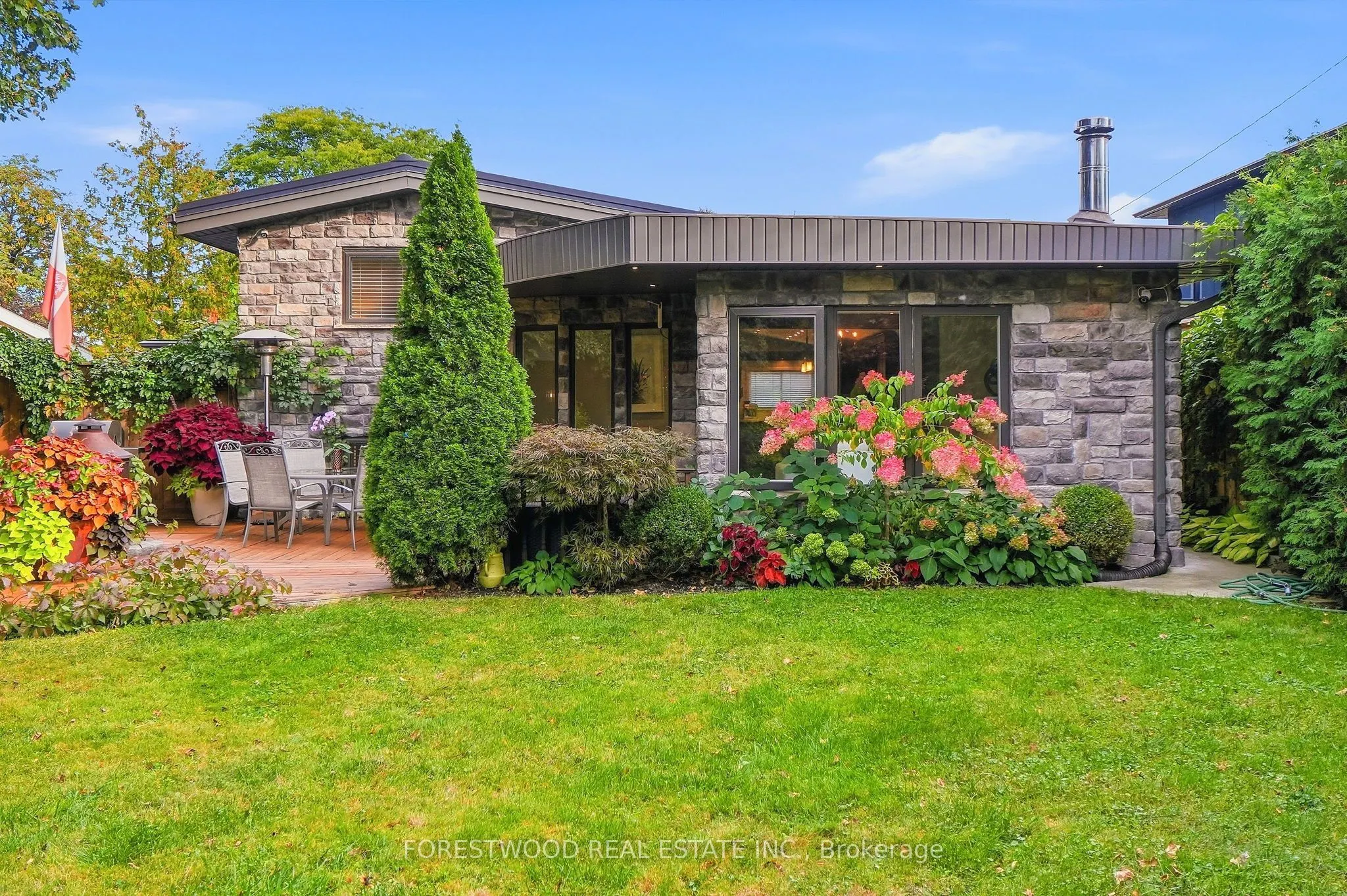 1063 Flagship Drive
