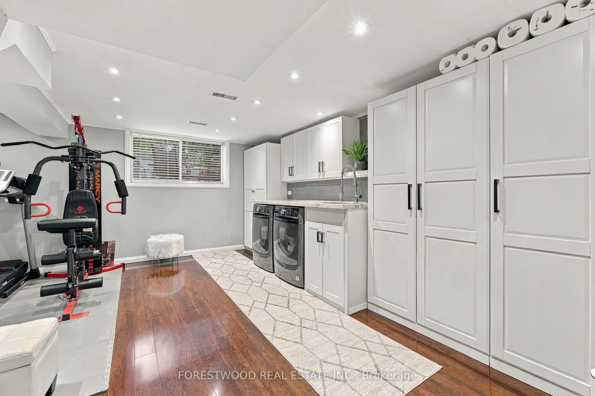 1063 Flagship Drive