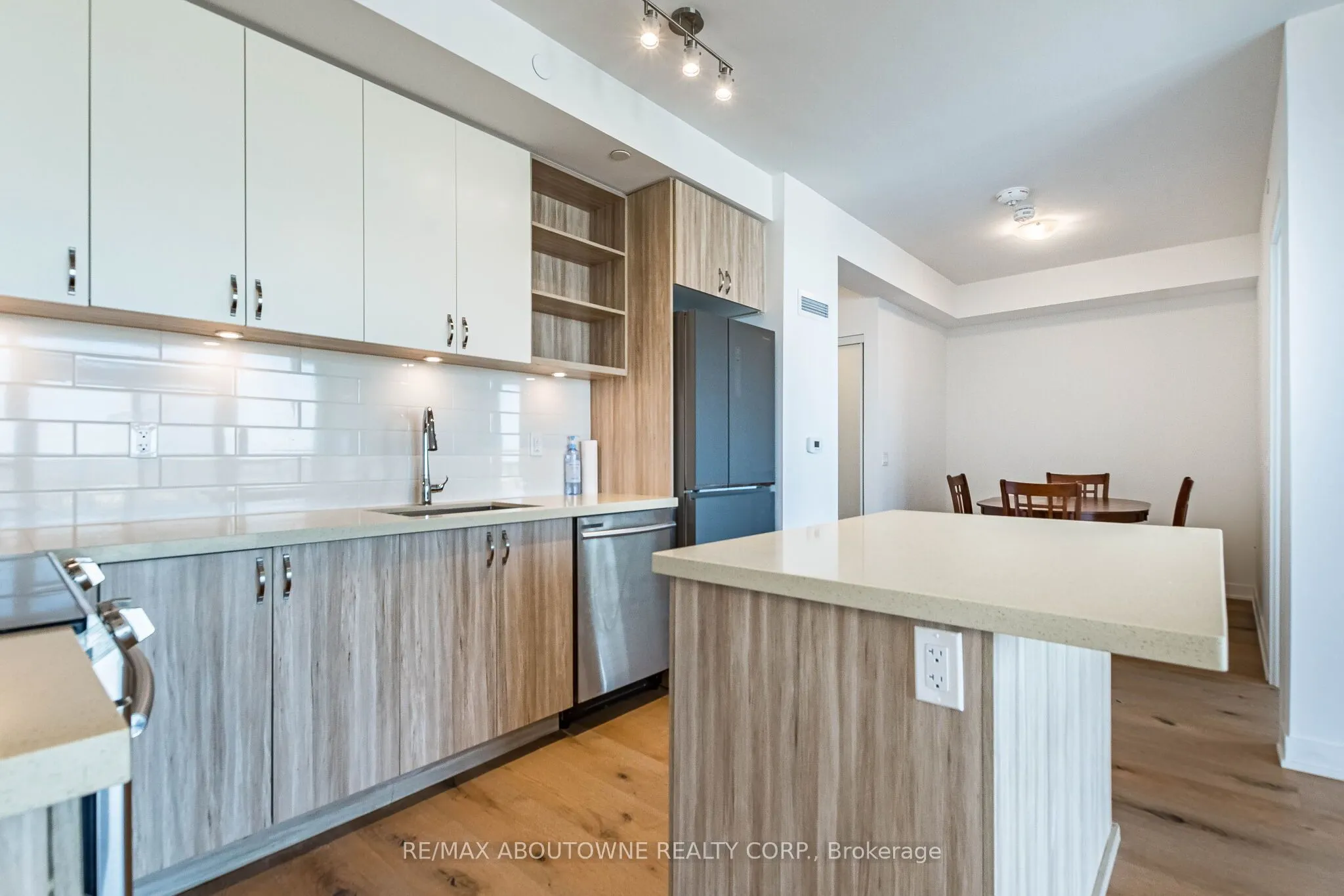 4677 Glen Erin Drive #1202