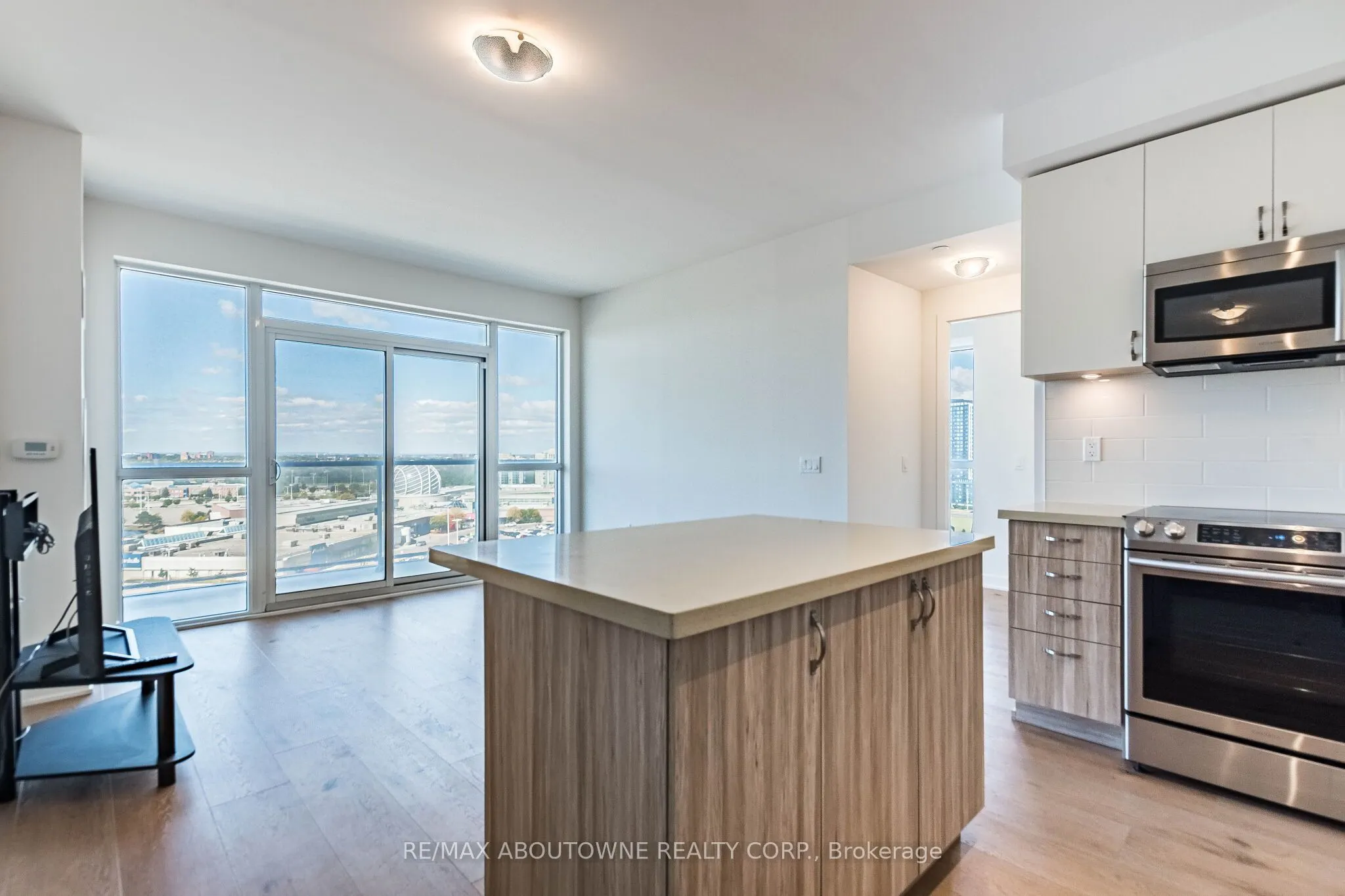 4677 Glen Erin Drive #1202